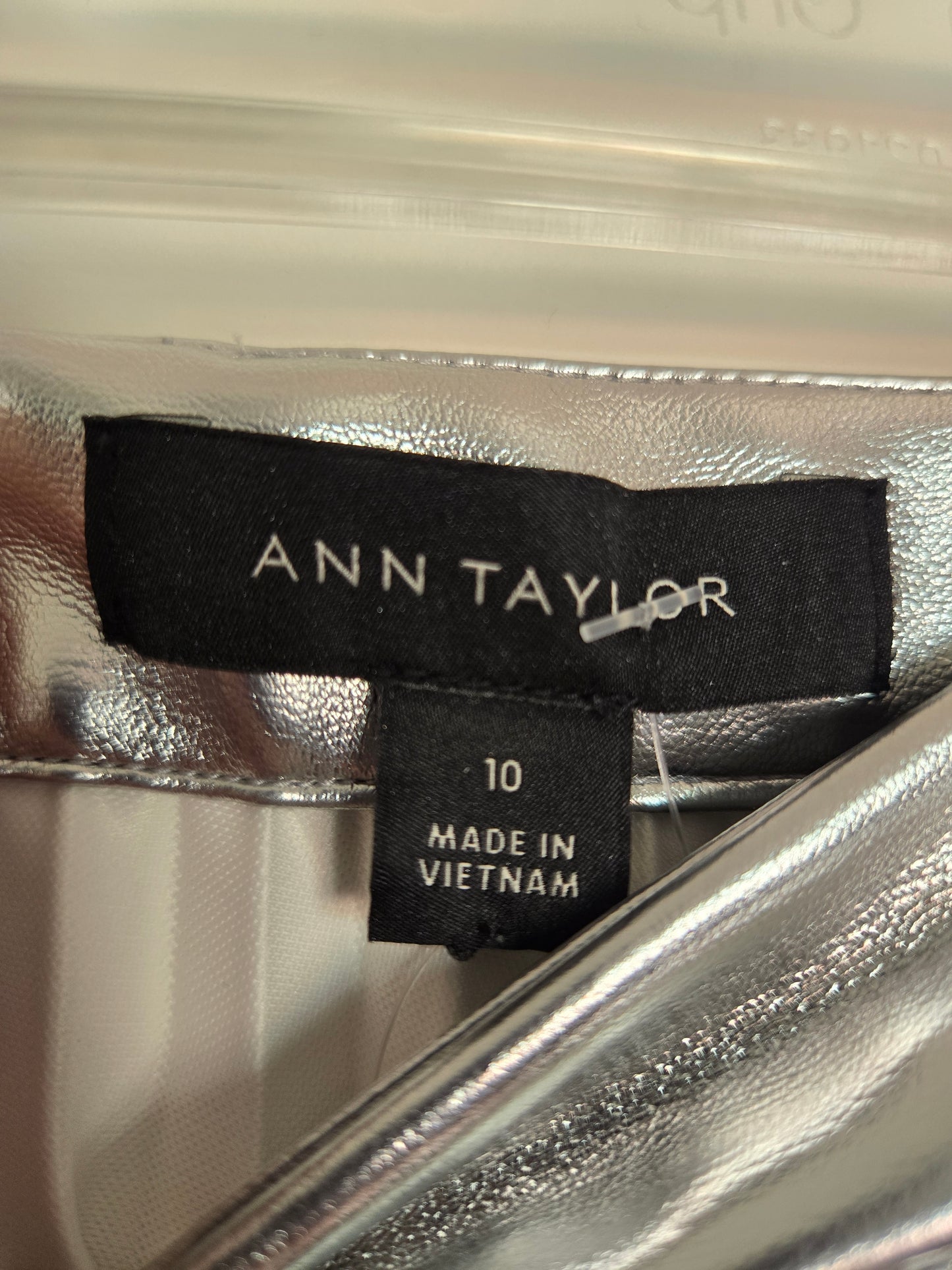 Ann Taylor Size 10 Midi