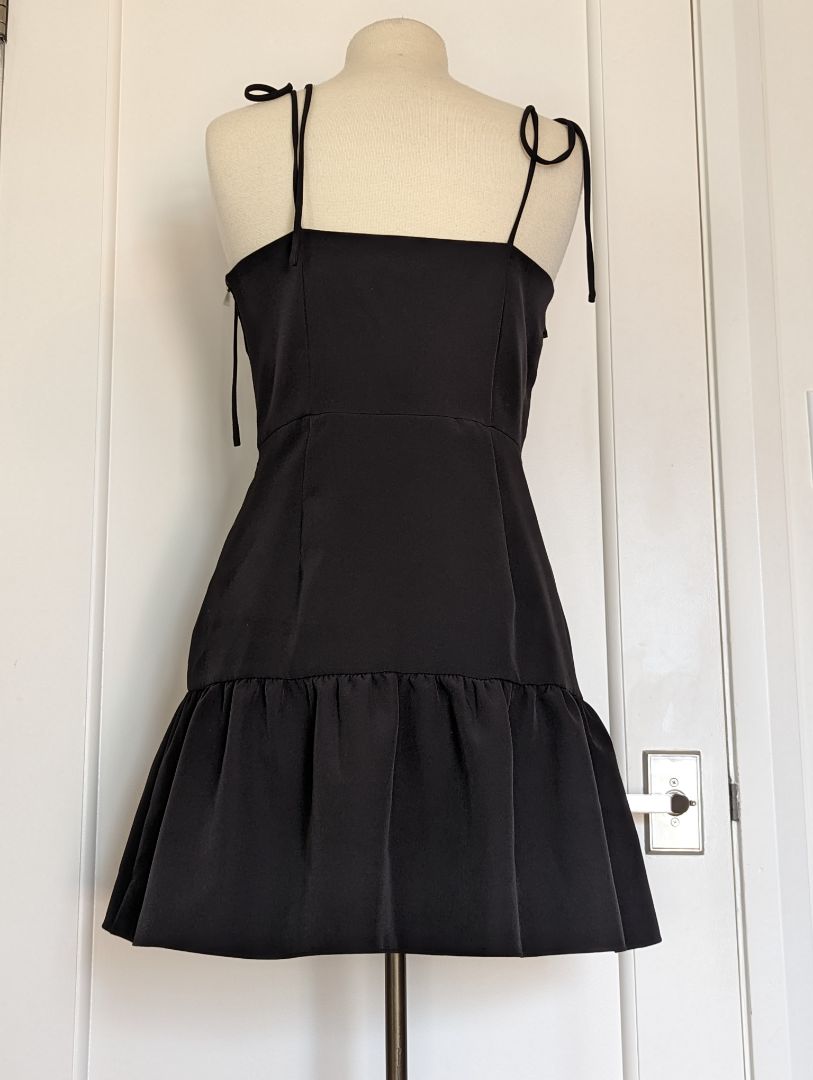 Gianni Bini Size: 6 Dress