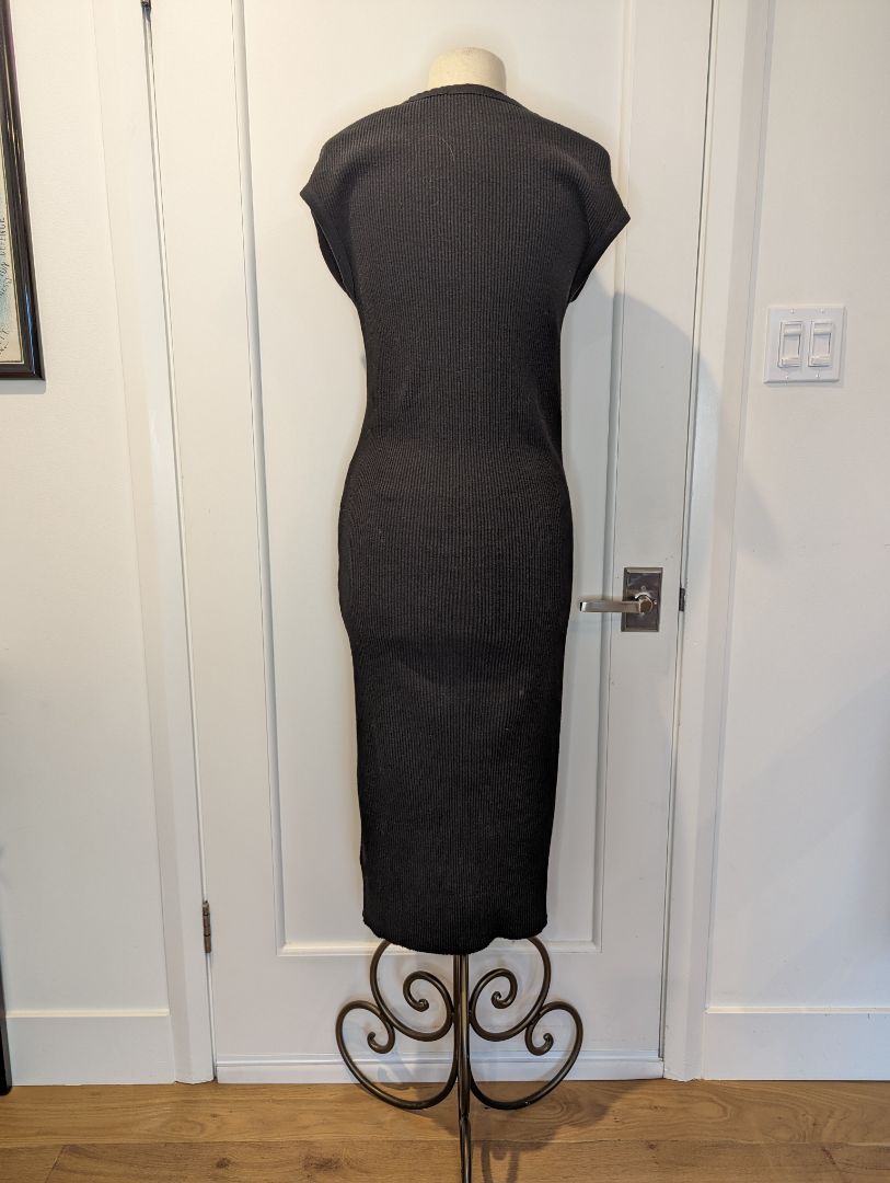 James Perse Size: L