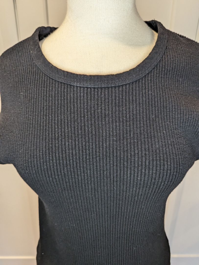 James Perse Size: L