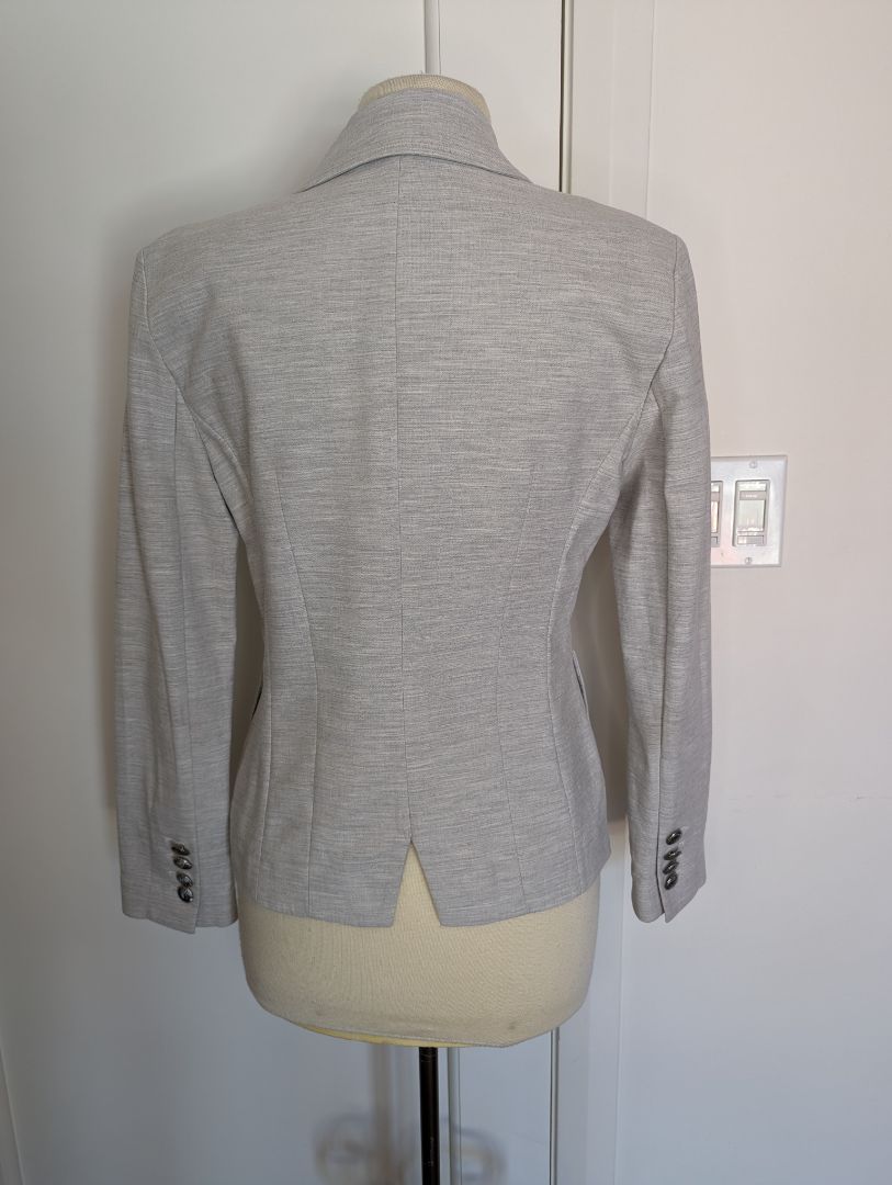 St. John Size: 4 Jackets