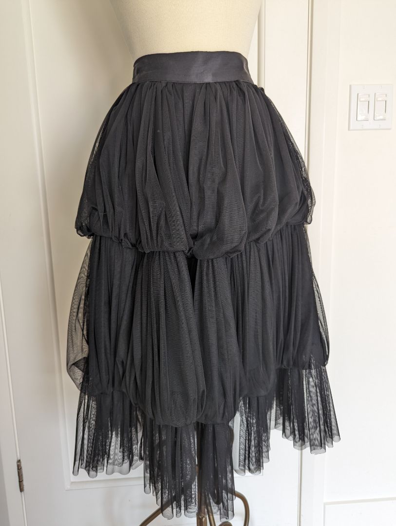 Haute Hippie Size: M/L Midi