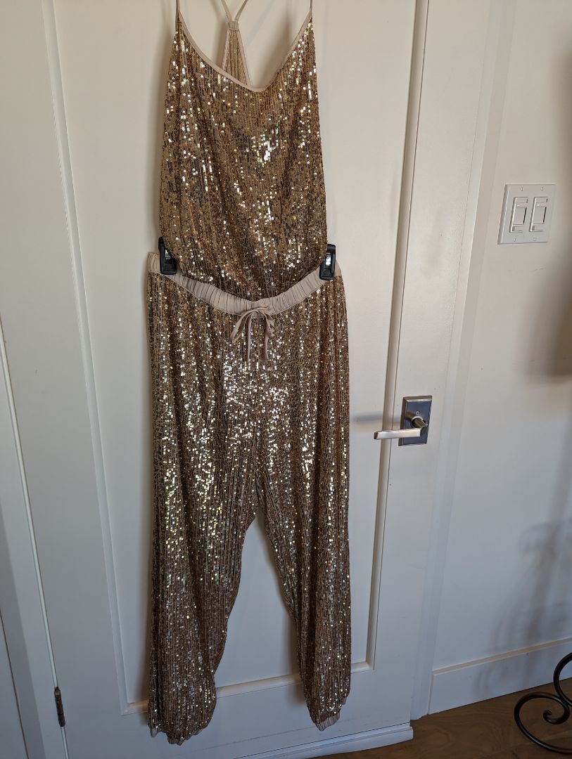 Victoria's Secret 2 pc. Size: L