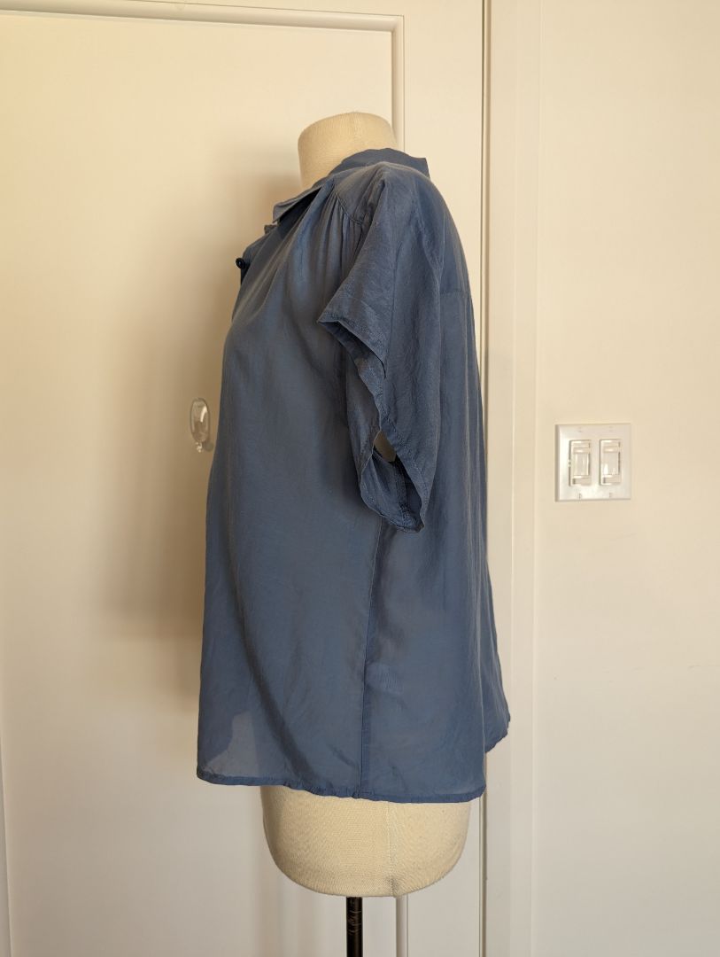 Caslon Size: M Blouse
