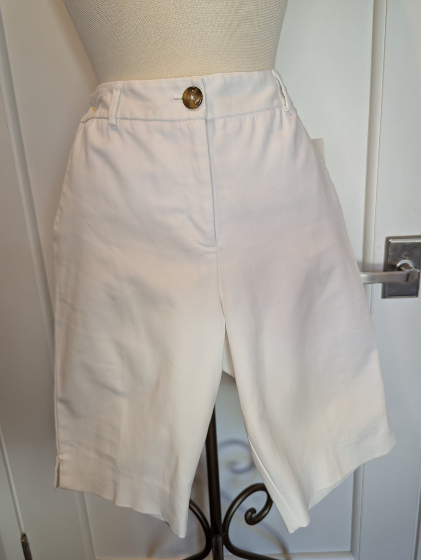 212 Collection Size: 4 Shorts