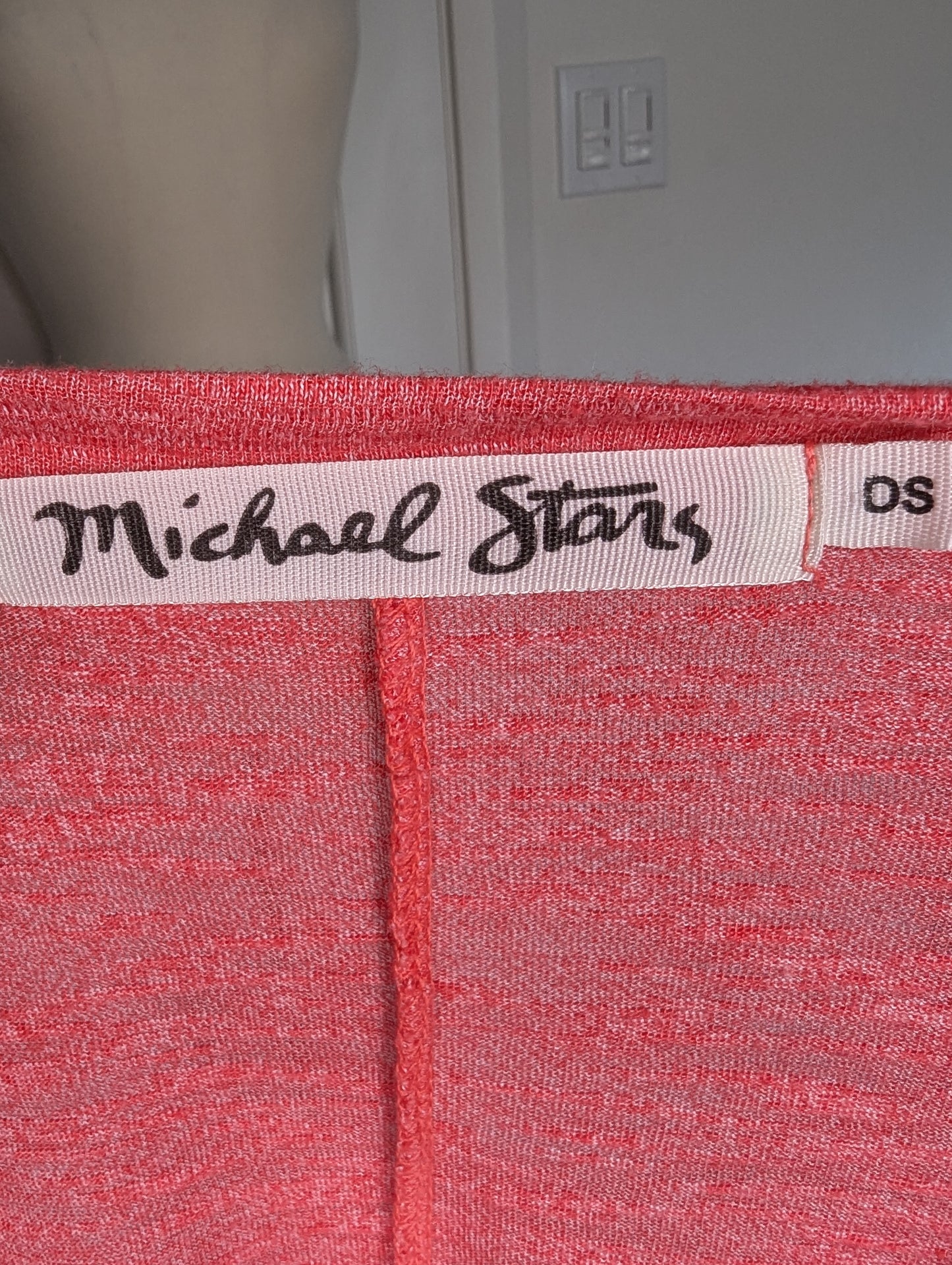 Michael Stars Size: O/S Tee