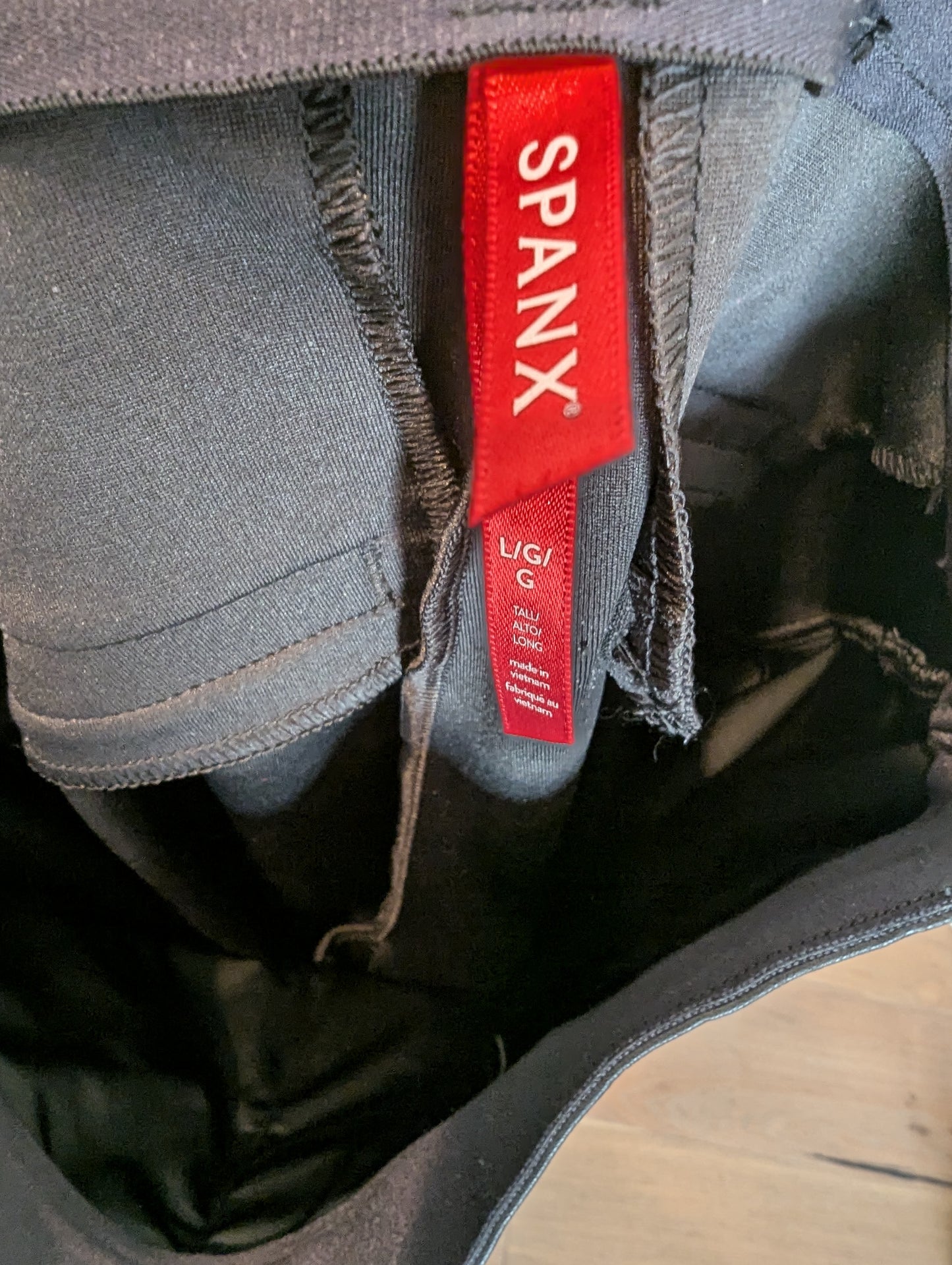 Spanx Flare Pant Size: L
