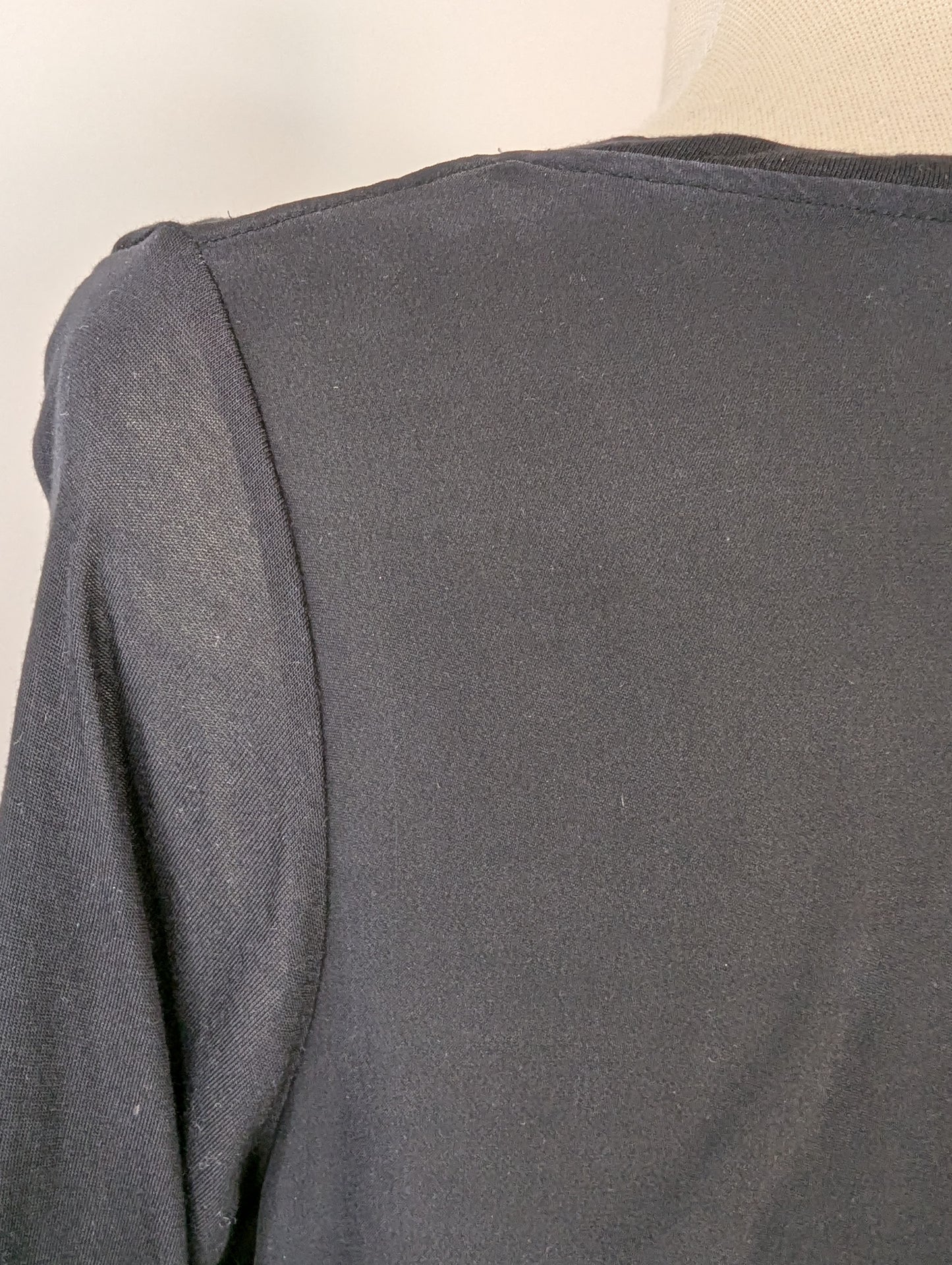 Vince long sleeve Size: S