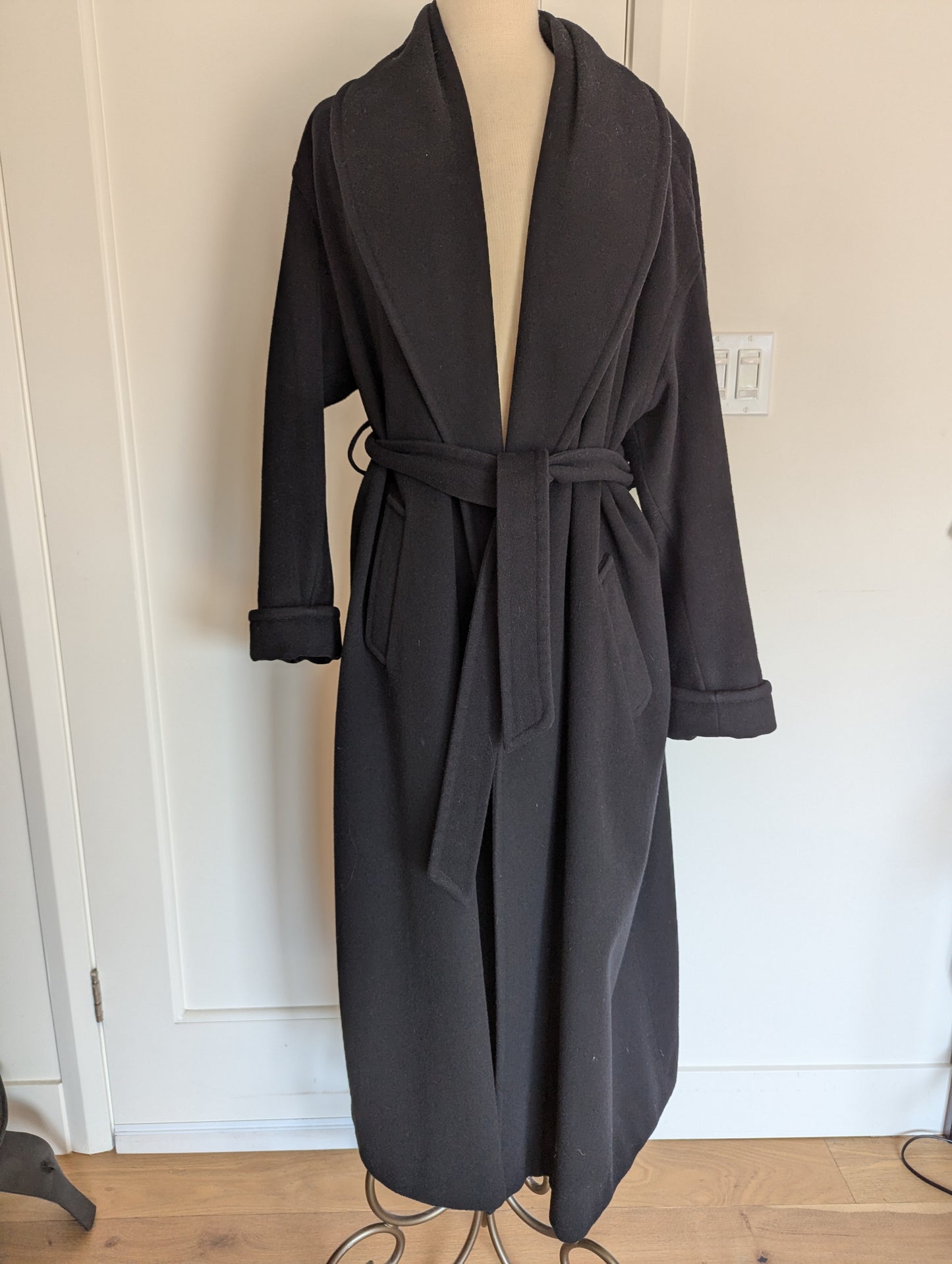Limited Coat Size: M
