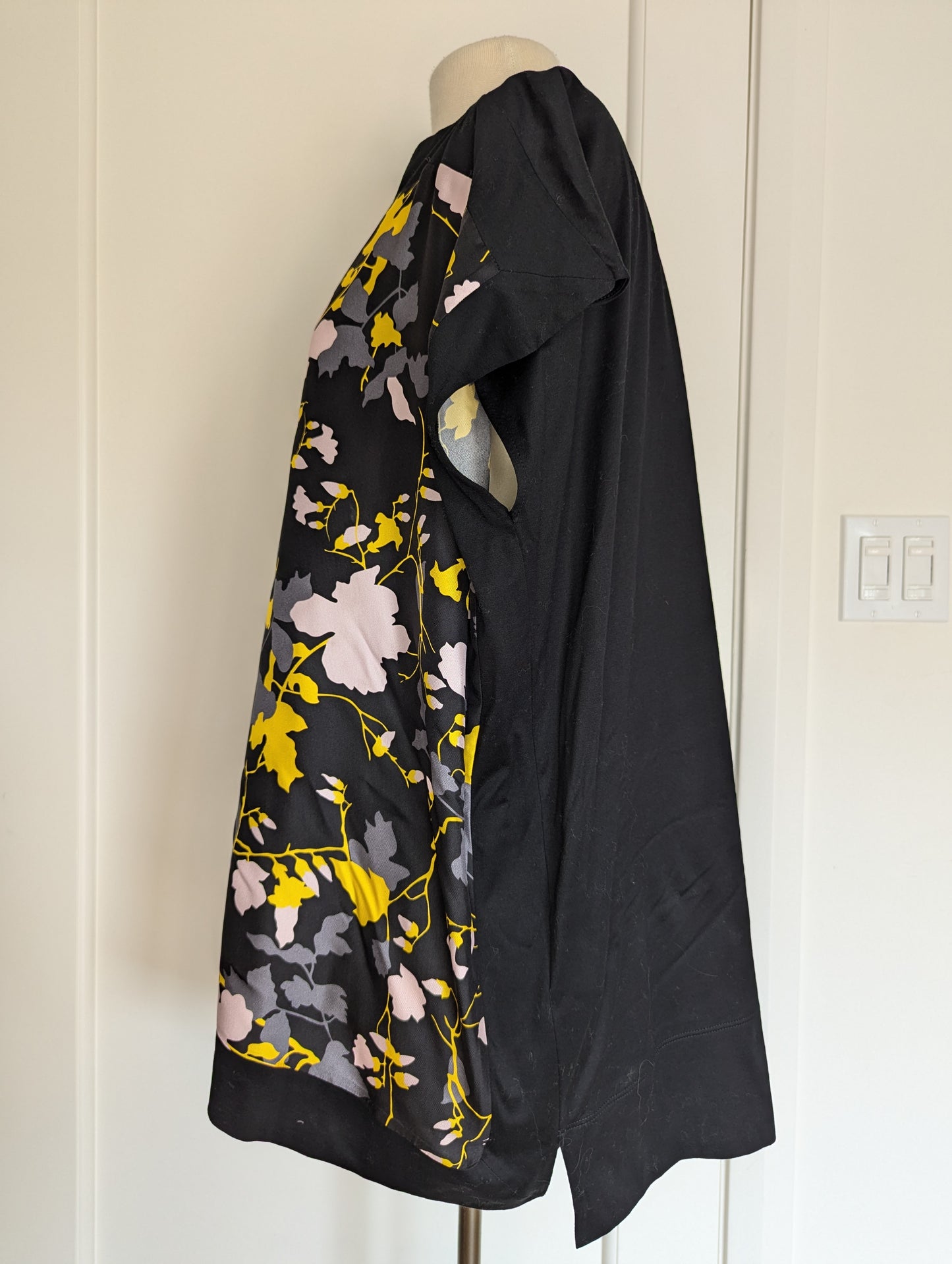 Salvatore Ferragamo Blouse Size: L