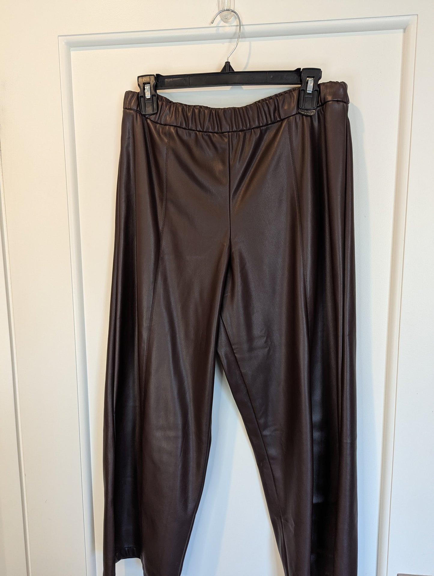 Susan graver Faux Leather Pants Size: L