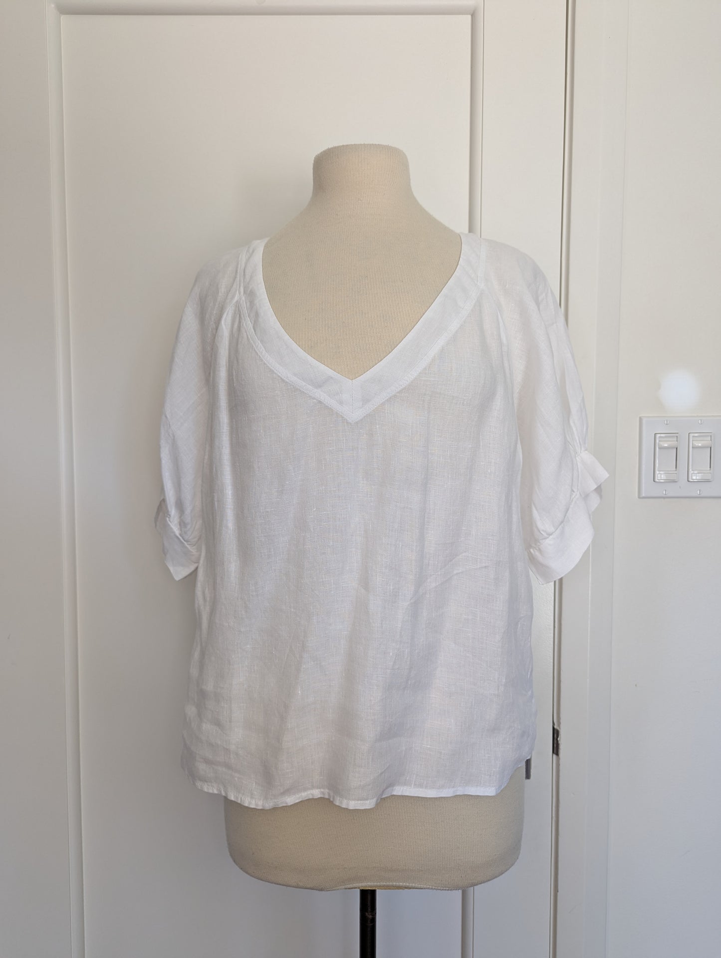 Velvet Adley Linen Top Size: S