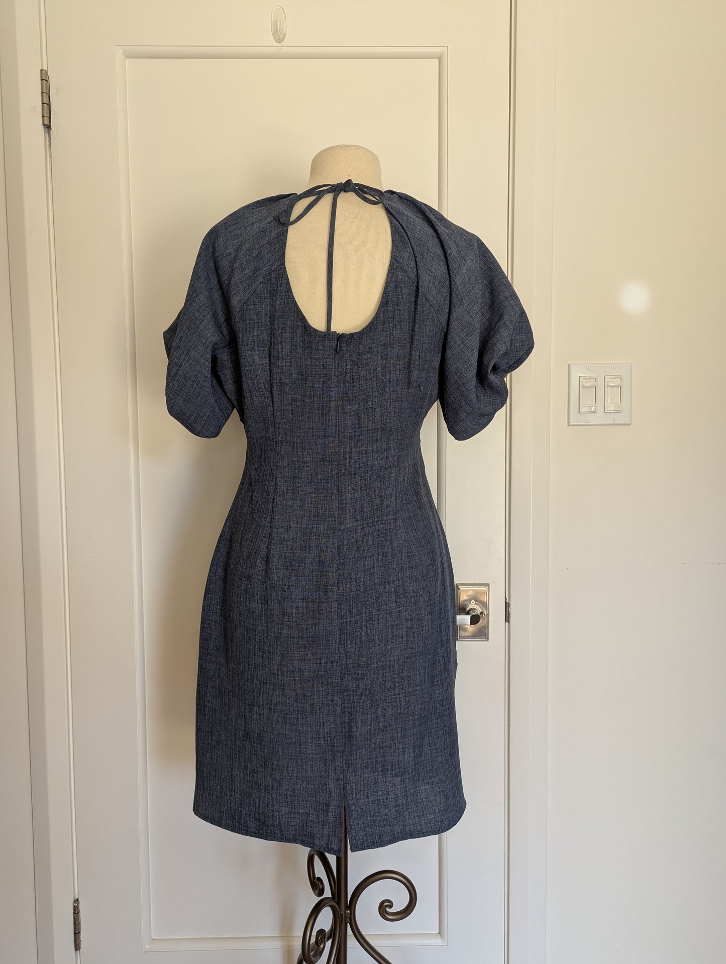 Tahari Dress size: 8