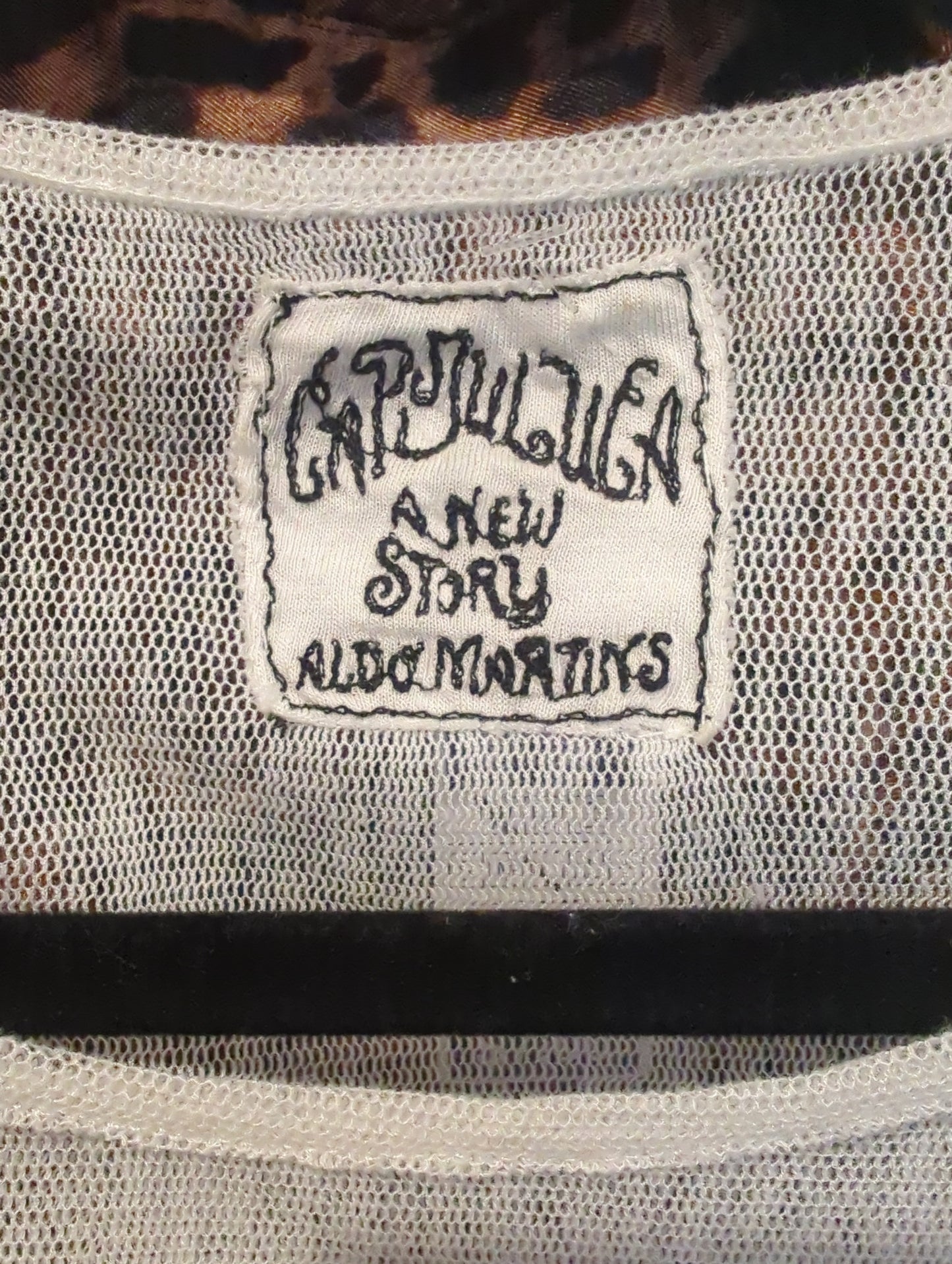 Cap Juluca Top Size:10