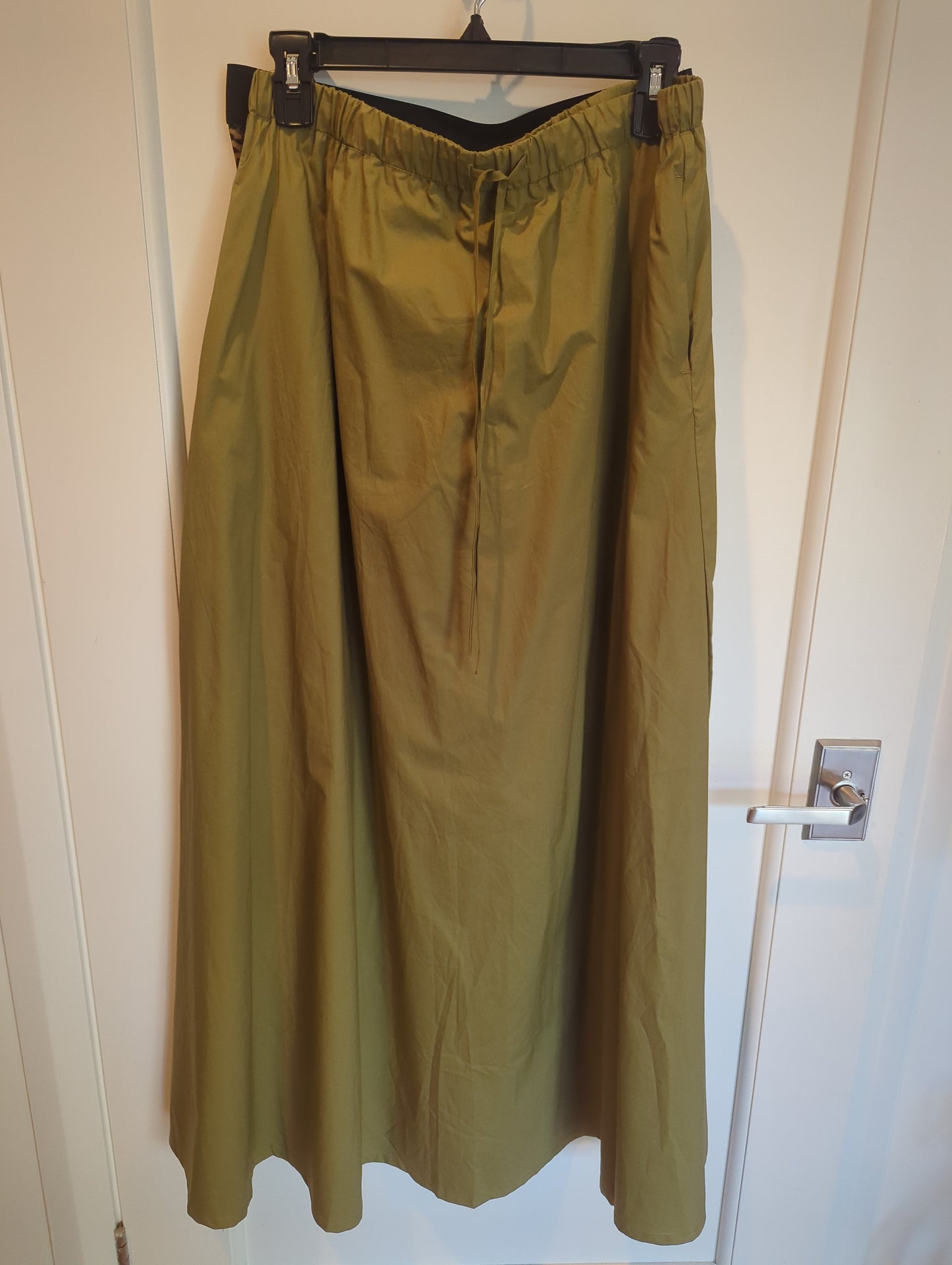 Divided Maxi Skirt Size: M