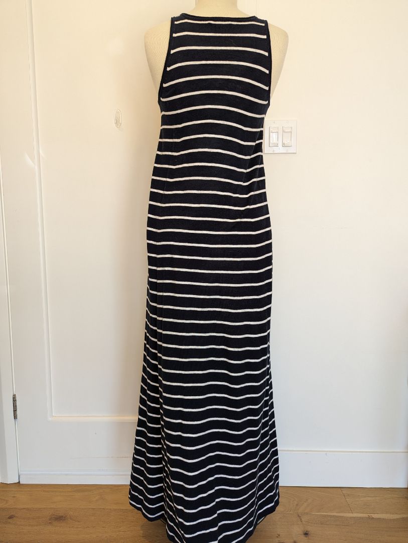 Vince  Size: M Maxi Dress