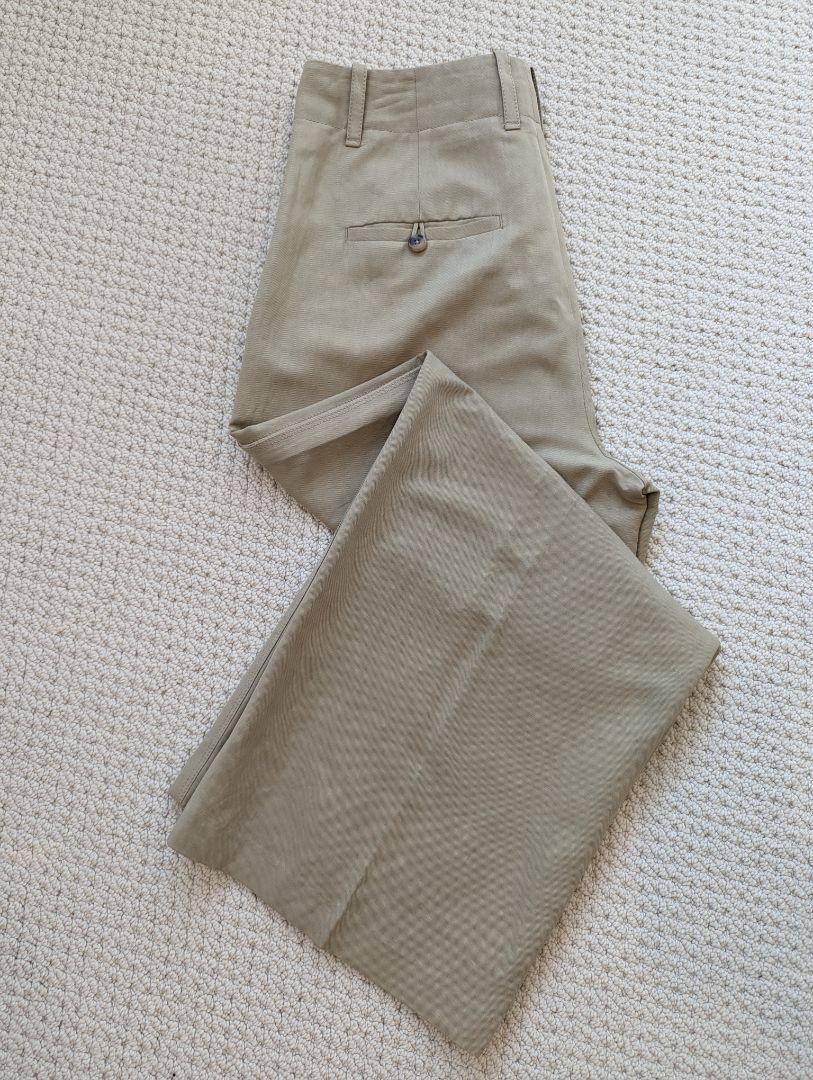 Vince  Size: 10 Trouser