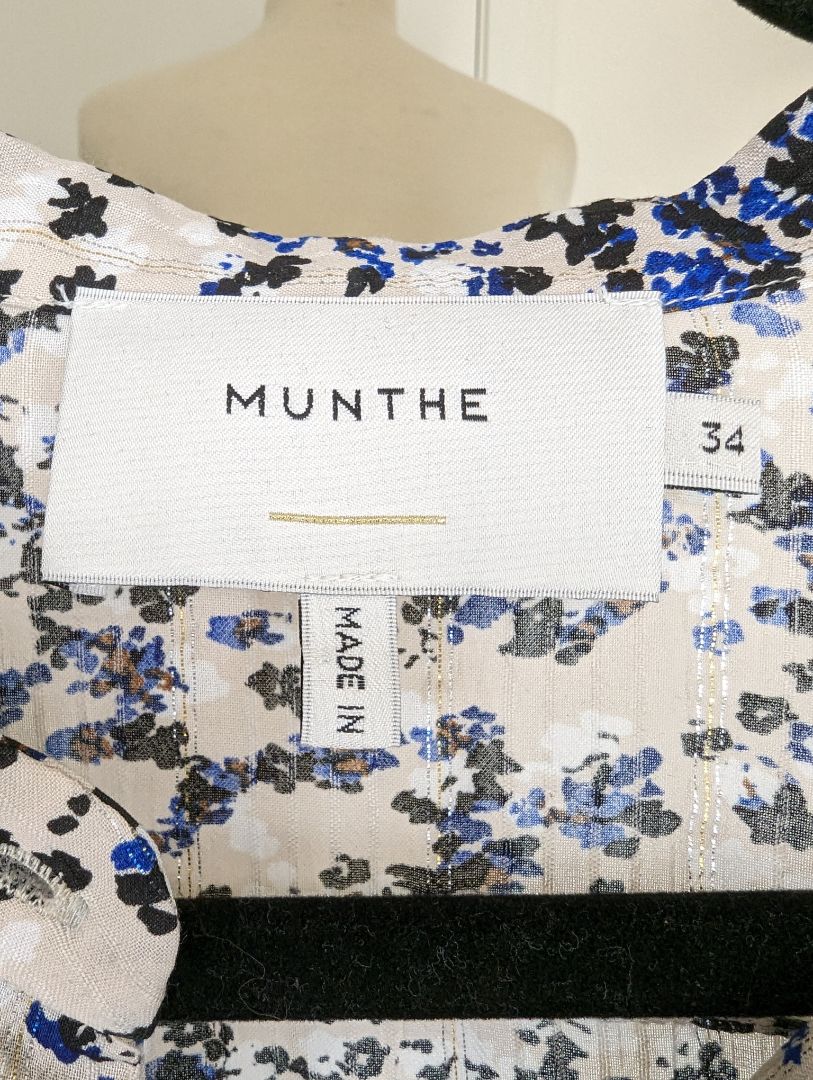 Munthe  Size: 34 Blouse