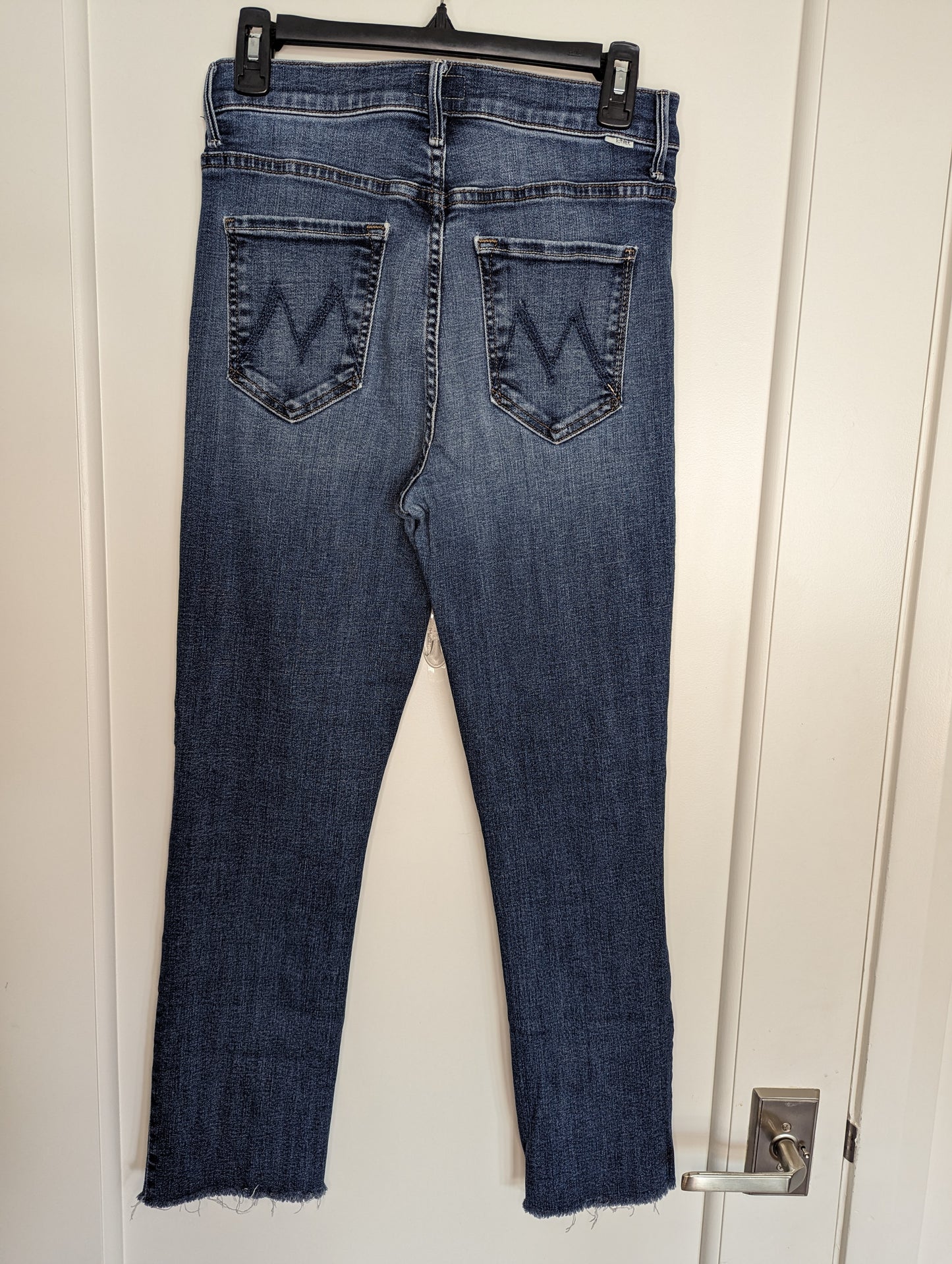 Mother Swooner Rascal Ankle Jeans Size: 30