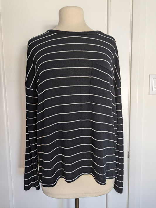 Rails Size: M Sweater