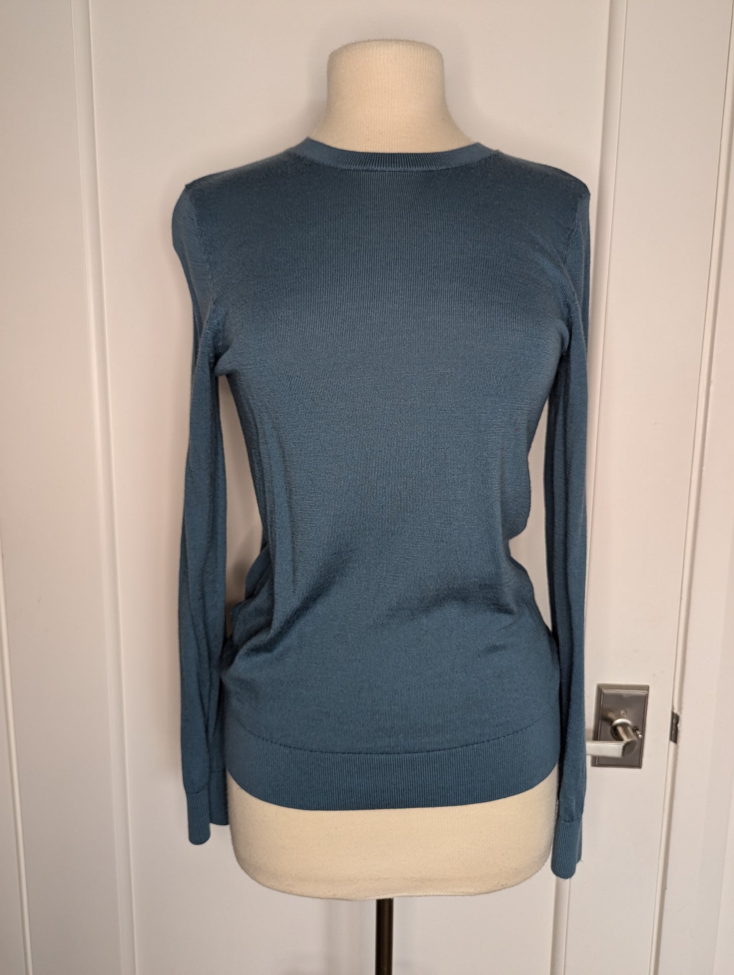 Katherine Barclay Size: S Sweater