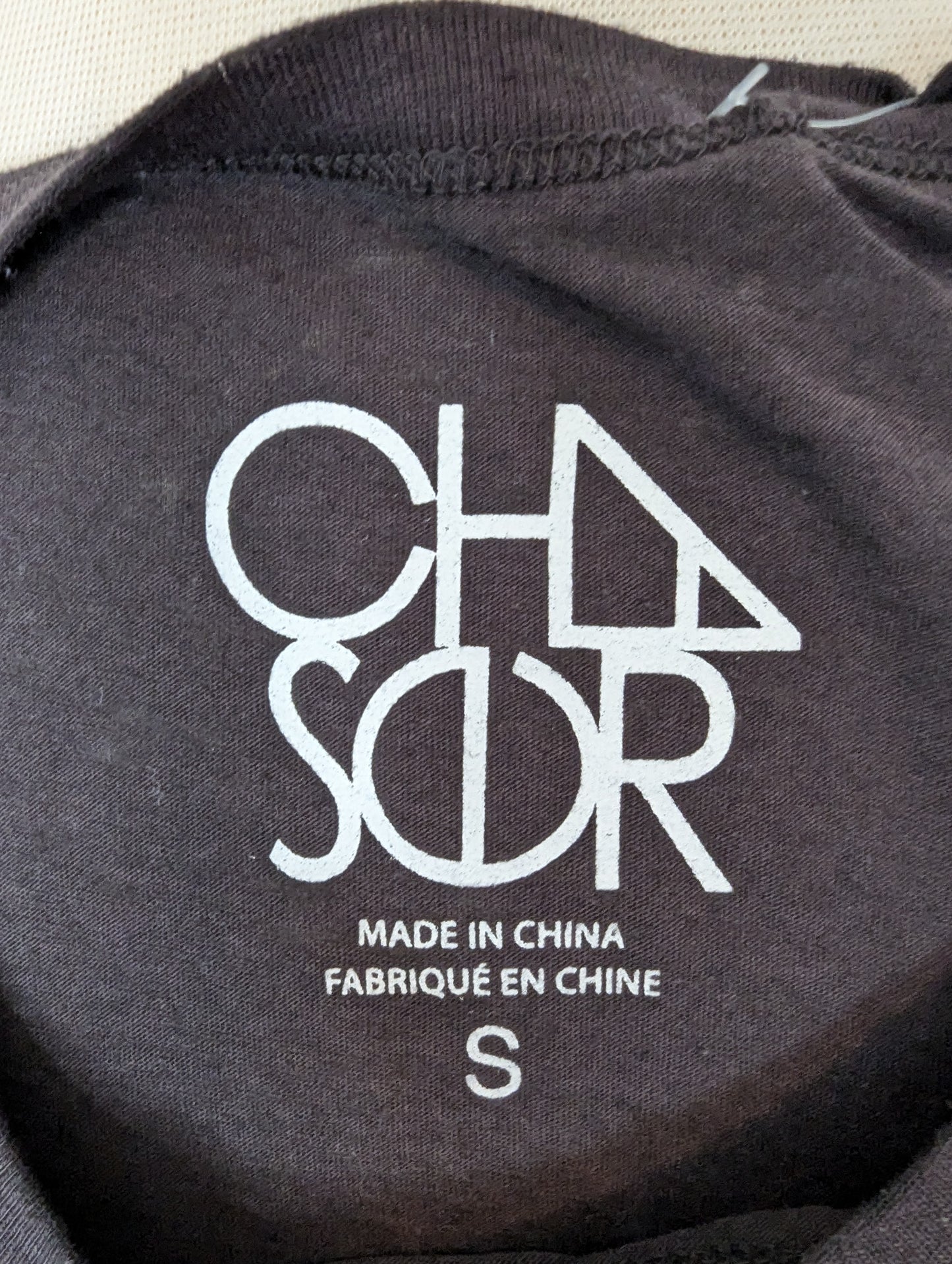 Chasor  Size: S Tee