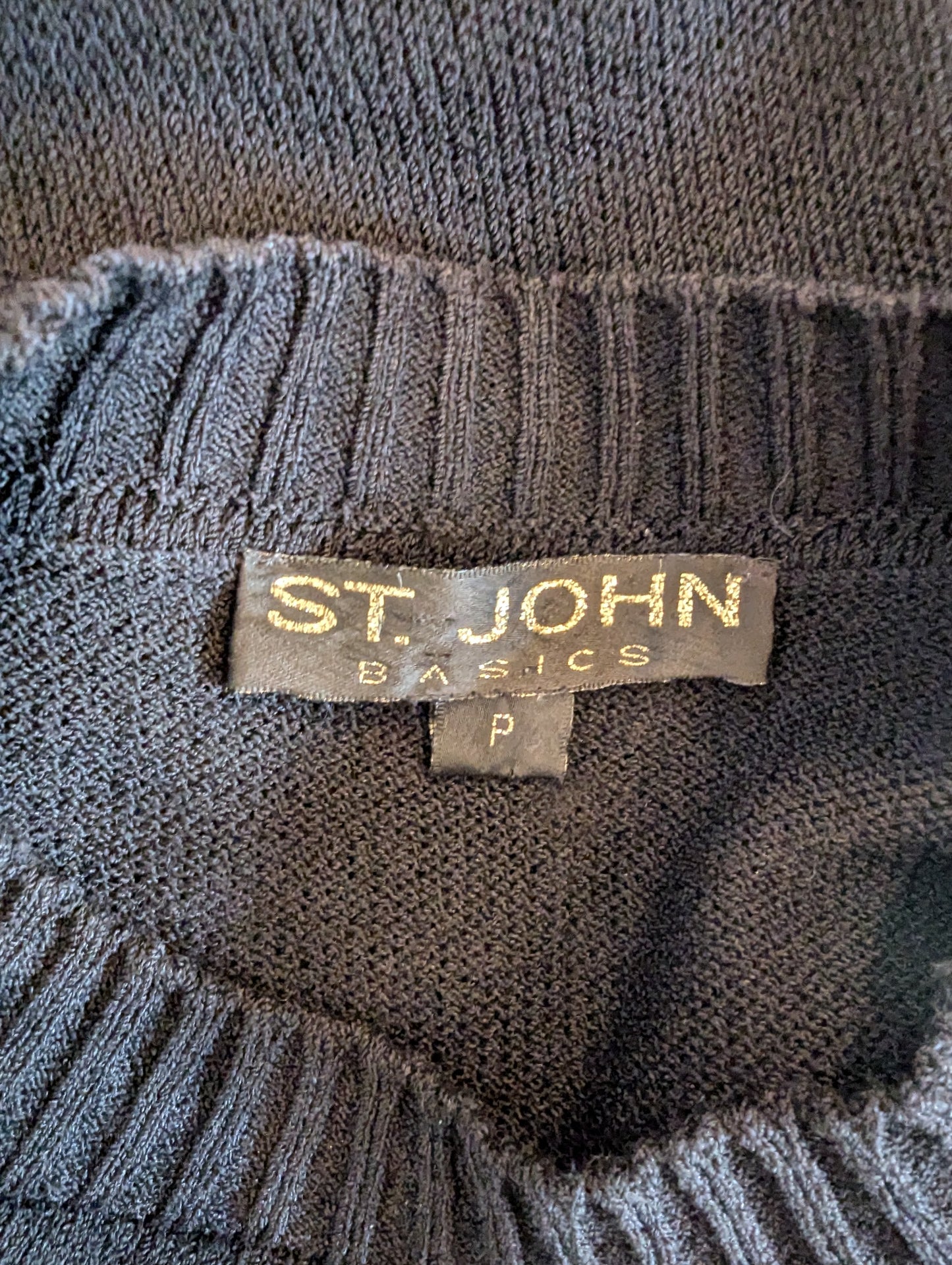 St John Basics Size: P Sweater