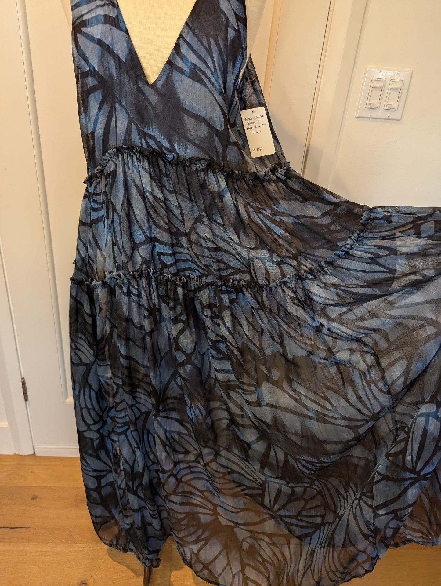 Free People Size: L Maxi