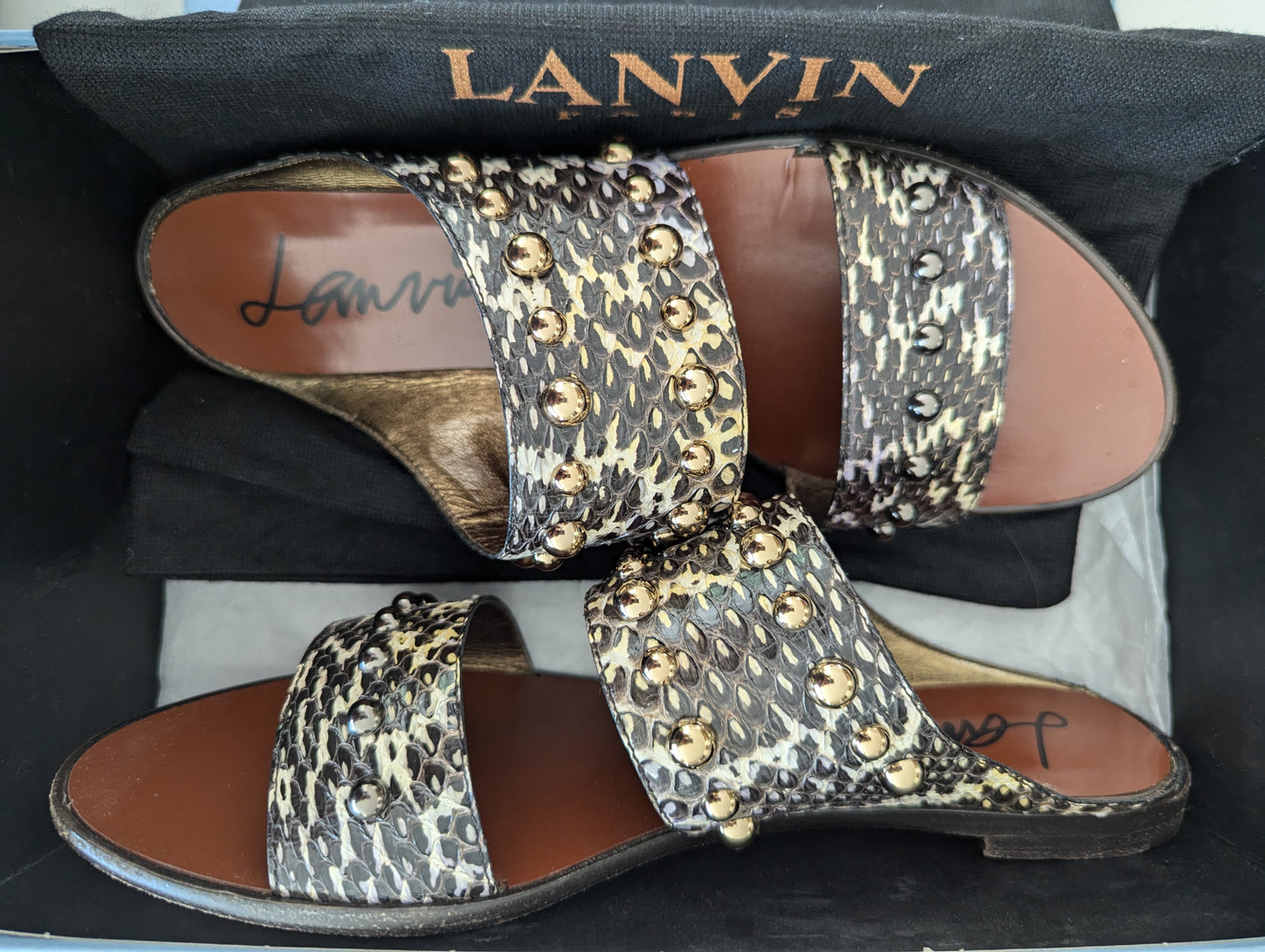 Lanvin Size: 40.5