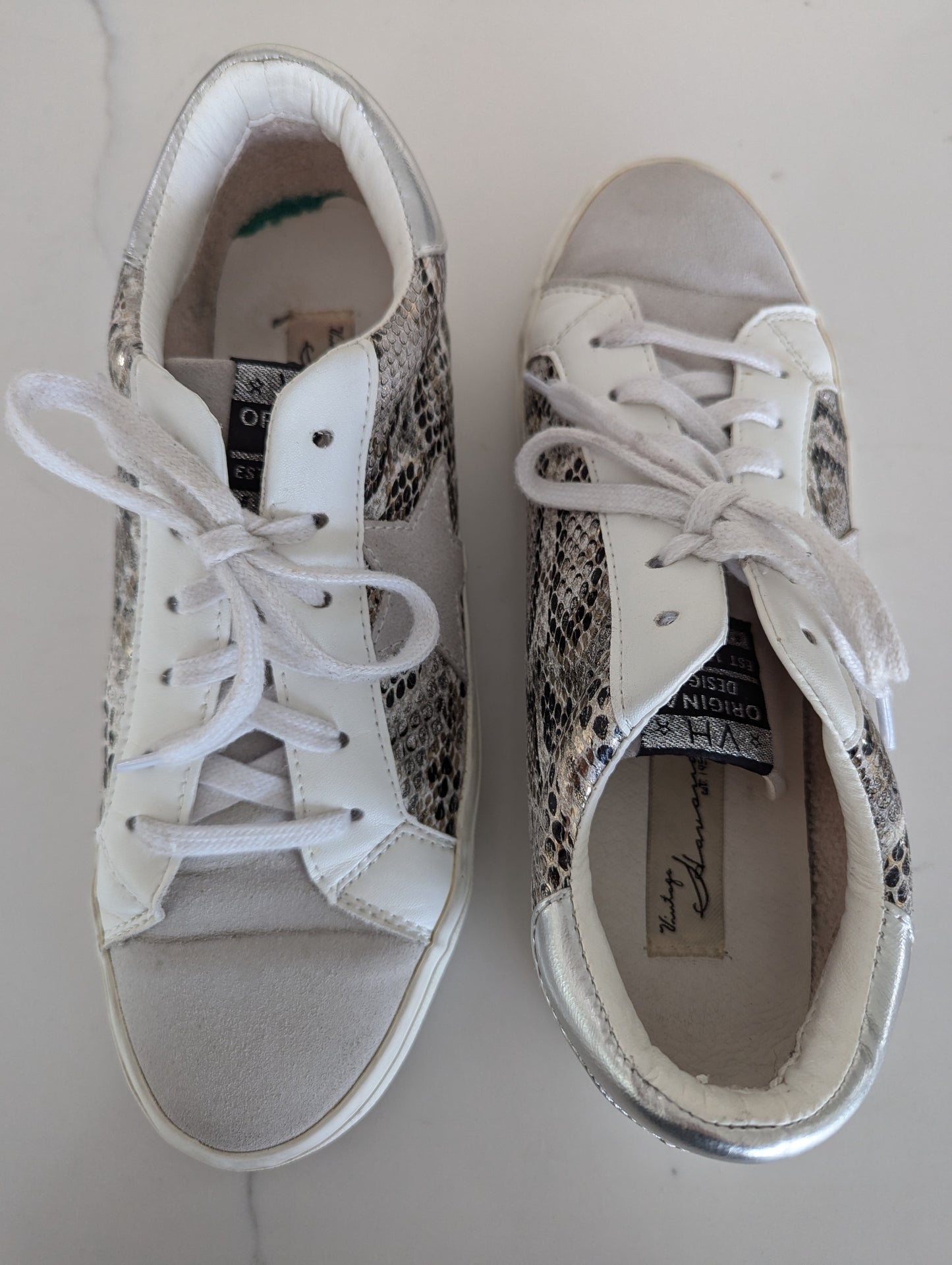 Vintage Havana Sneakers Size: 9