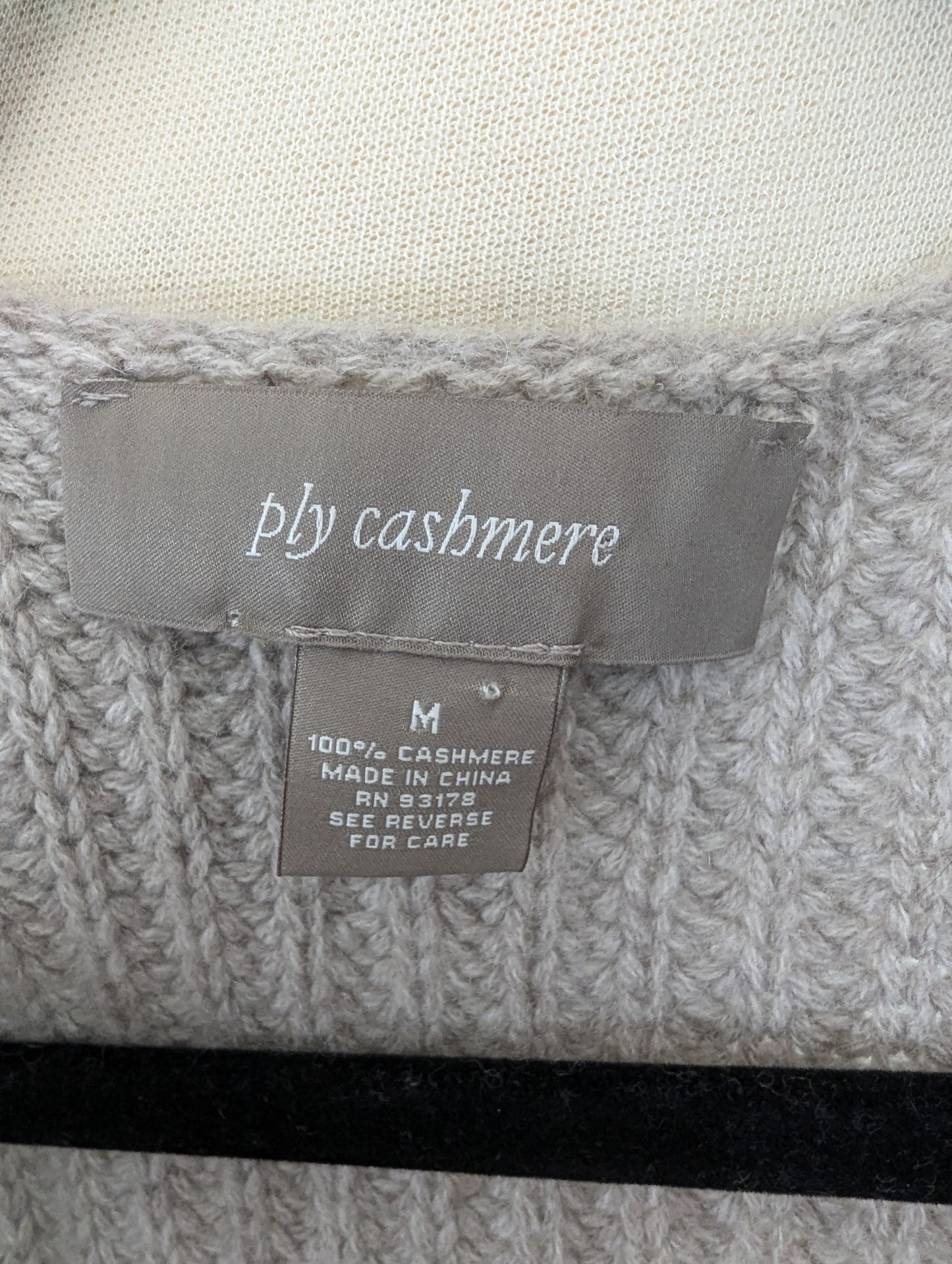 Ply Cashmere Gilet Size: M