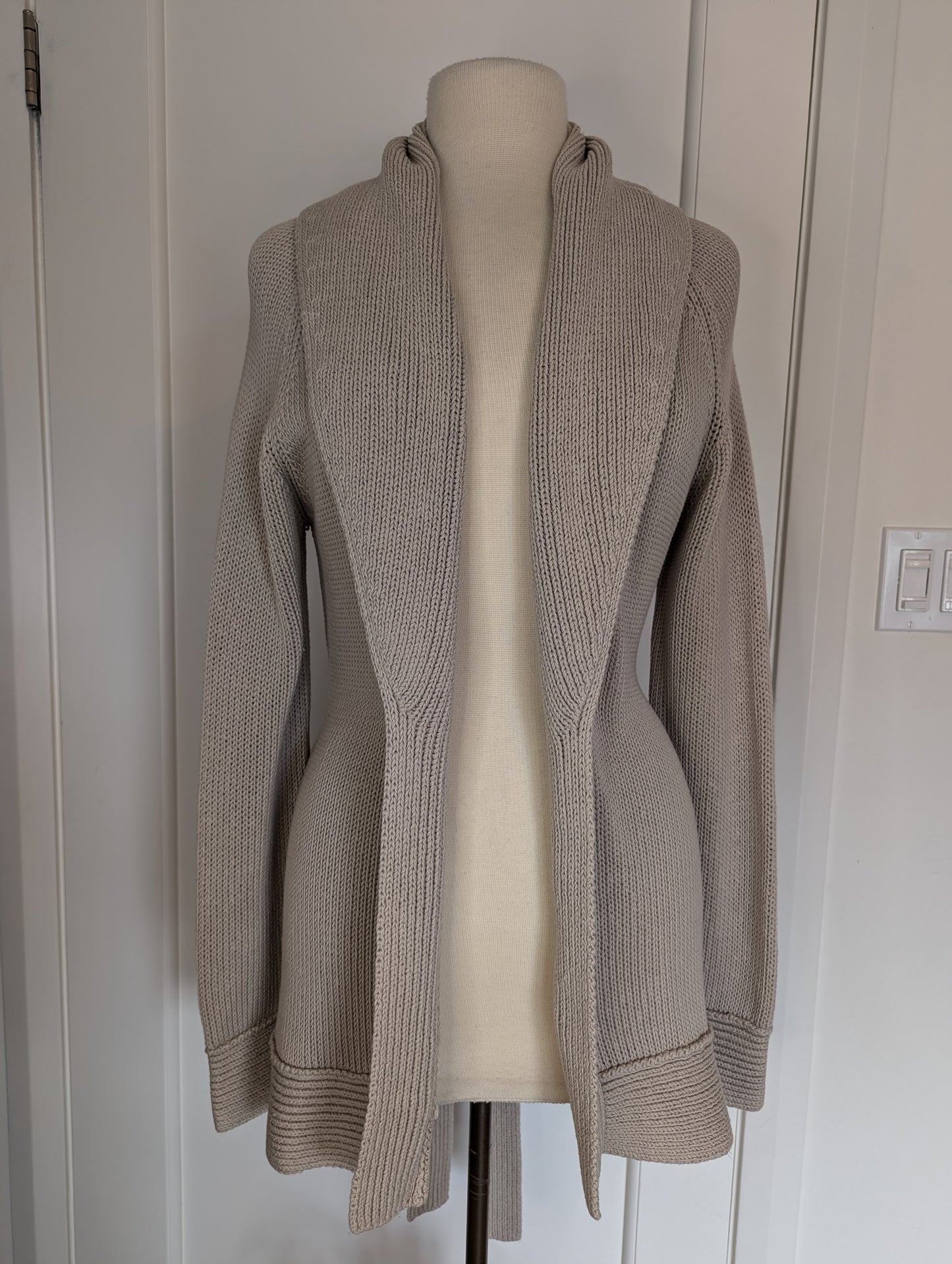 Theory Cardigan  Size: L