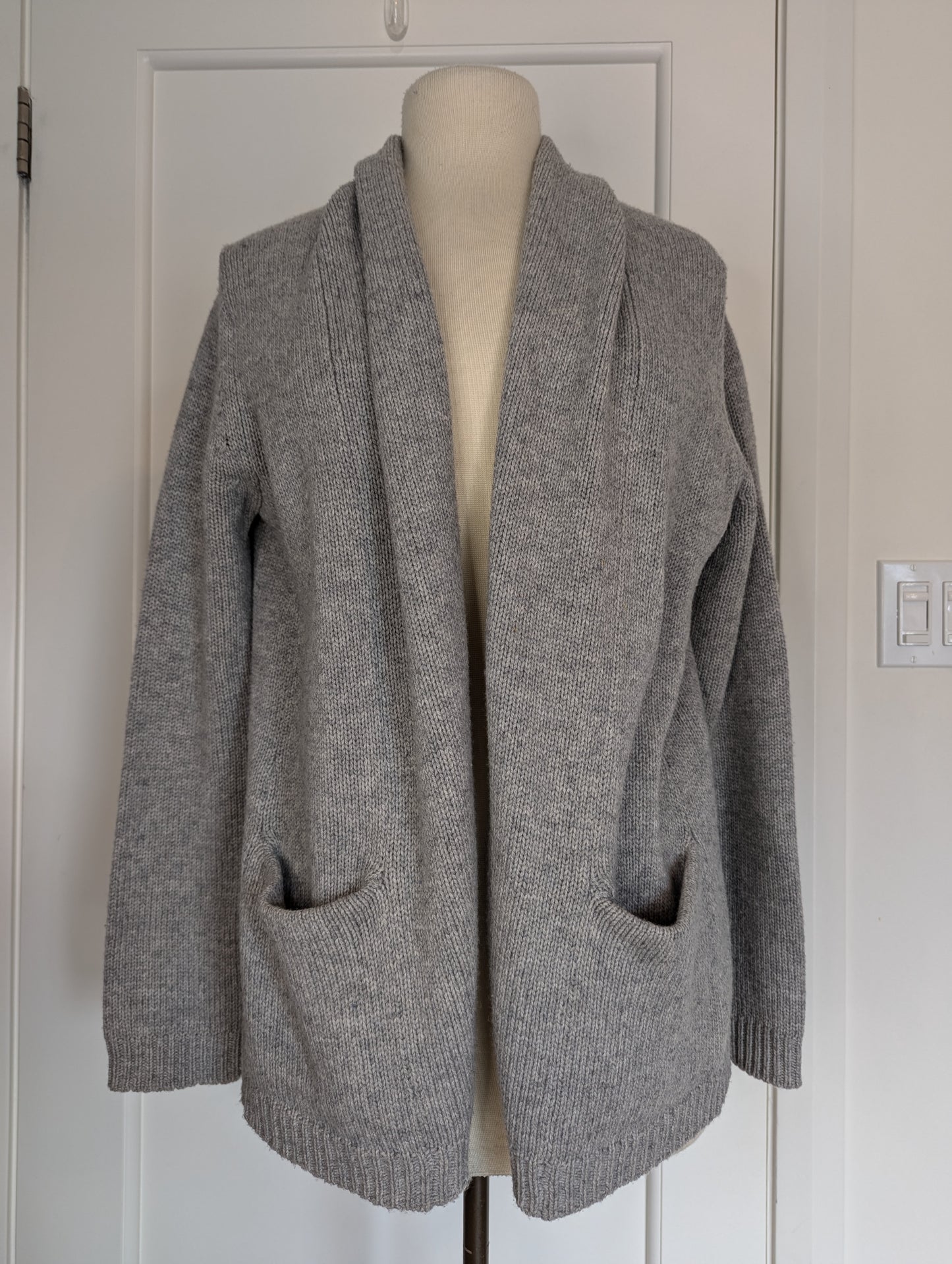 Velvet by Graham & Spencer Cardigan Size: S