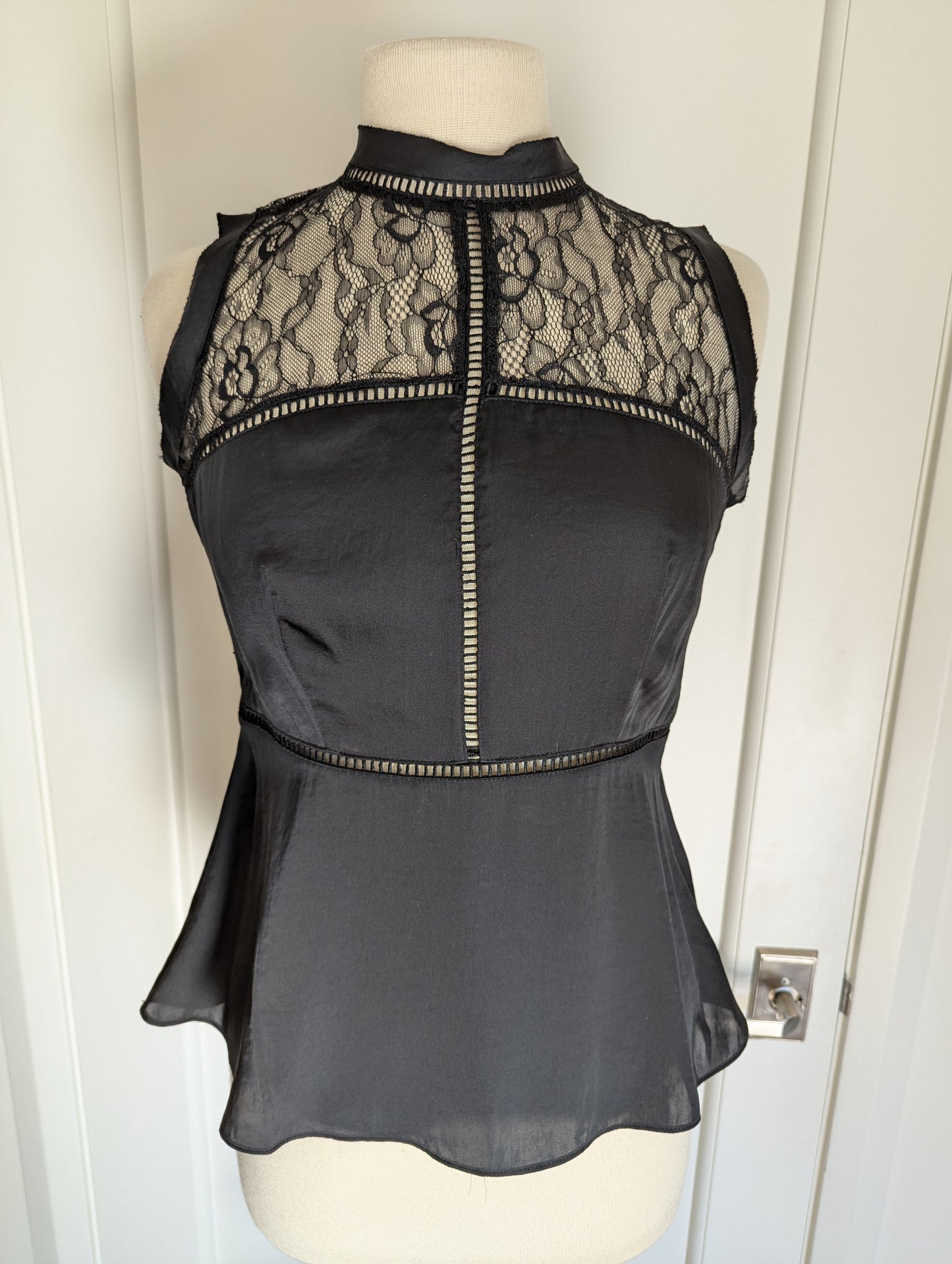 Zara Satin & Lace Size: M Top