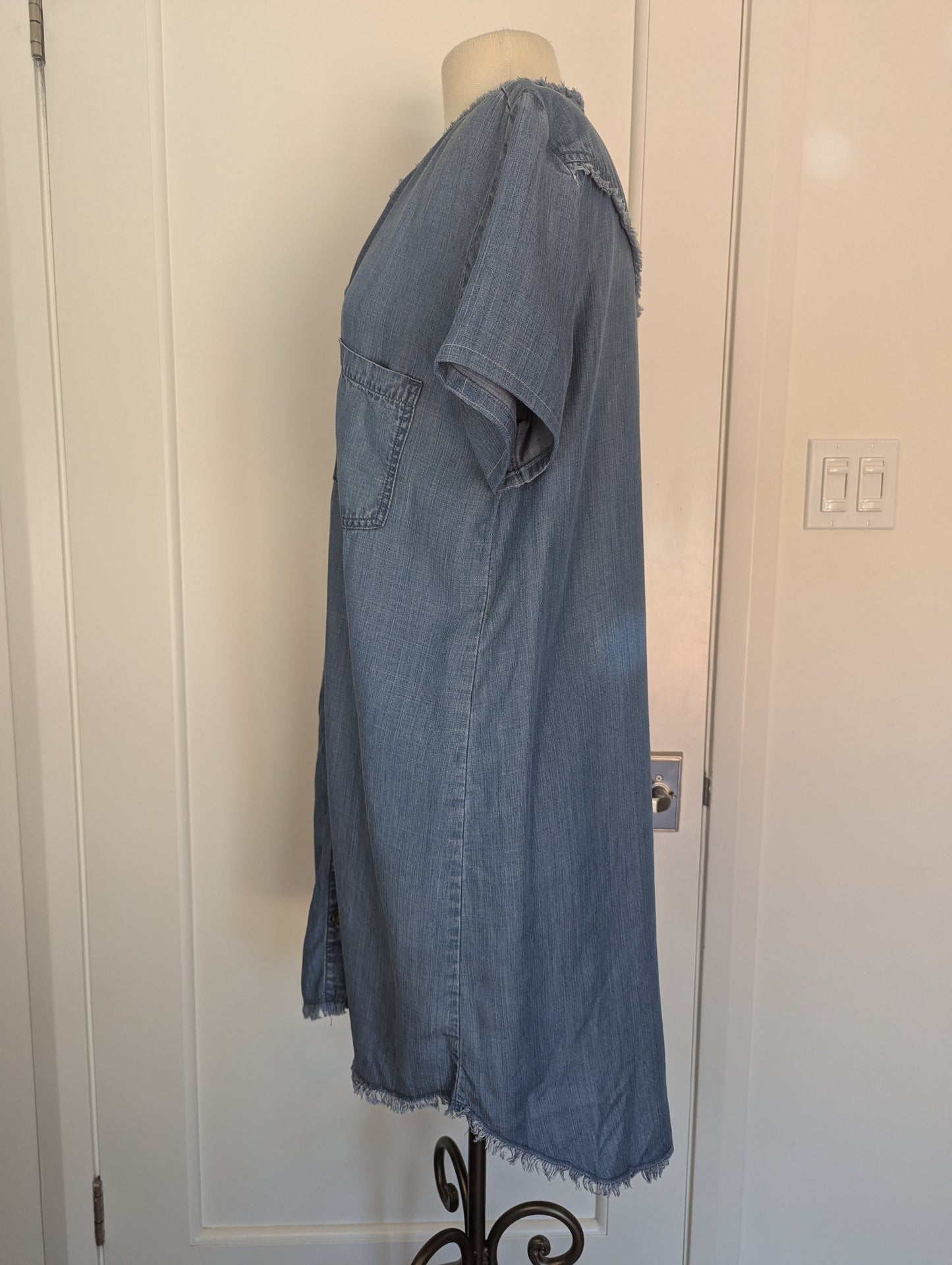 Denim Dress Size: L