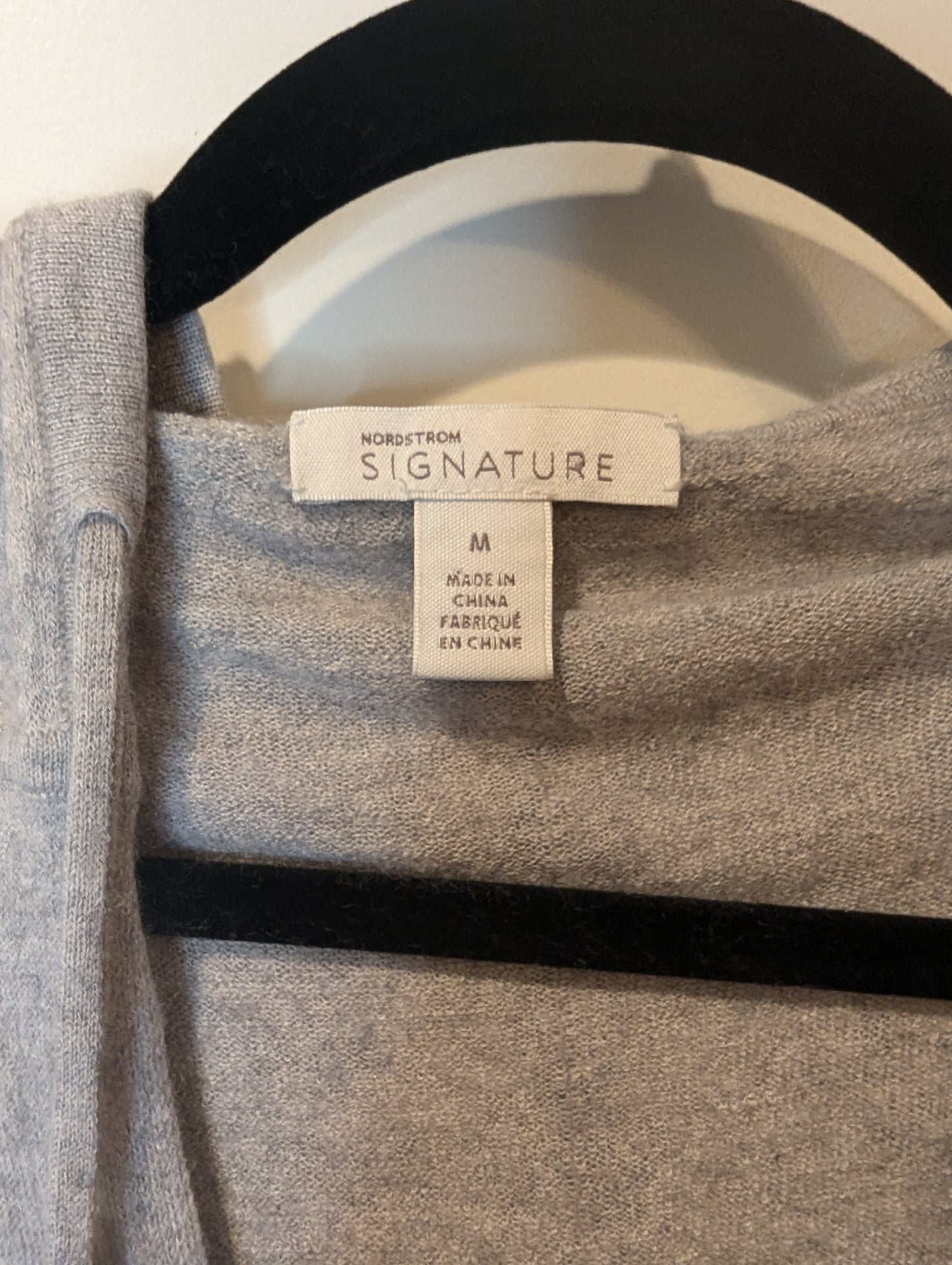 Nordstrom Signature Sweater Size: M