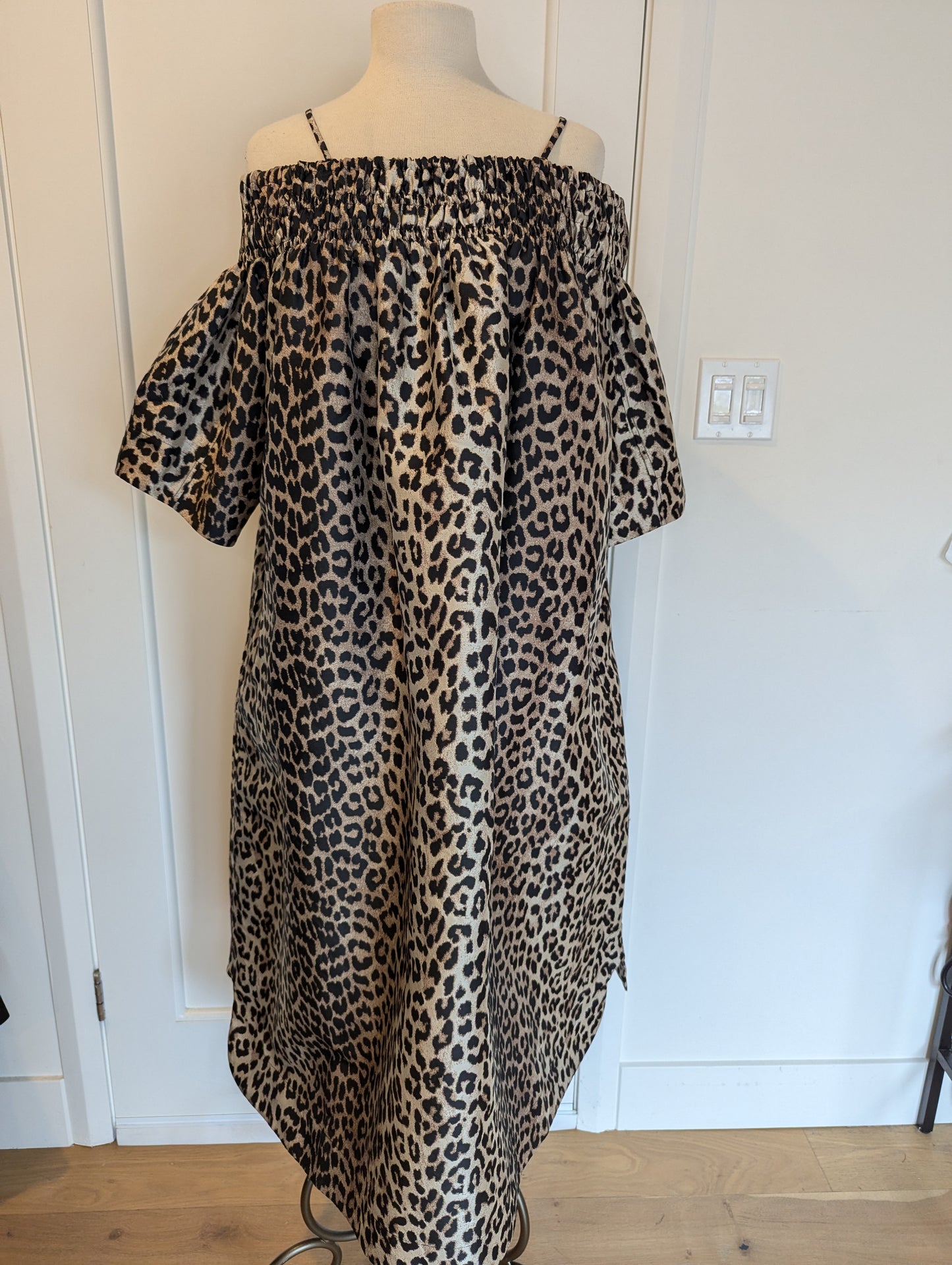 Ganni Leopard Dress Size: S/M