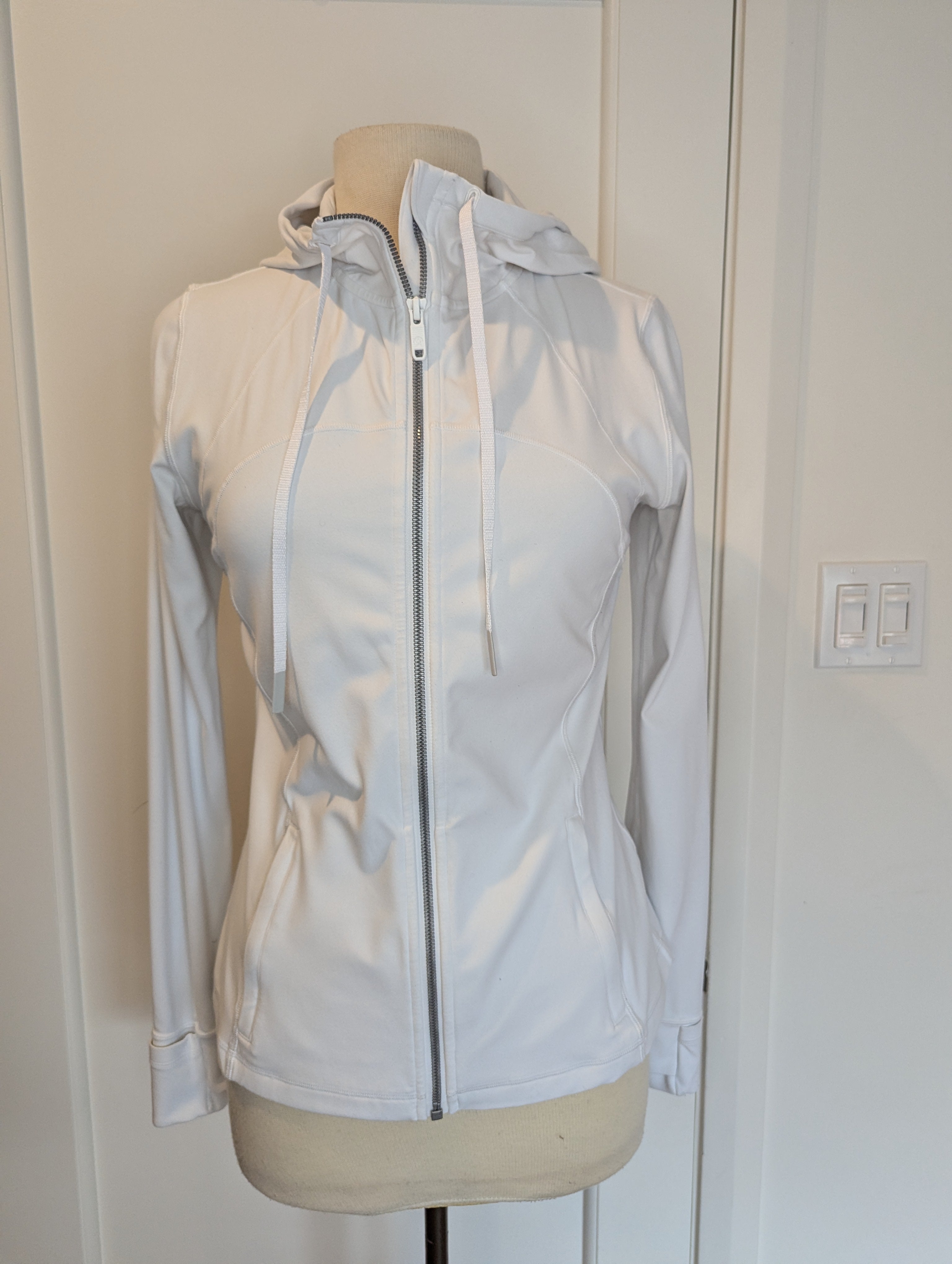 Lululemon Define Jacket size authentic 10