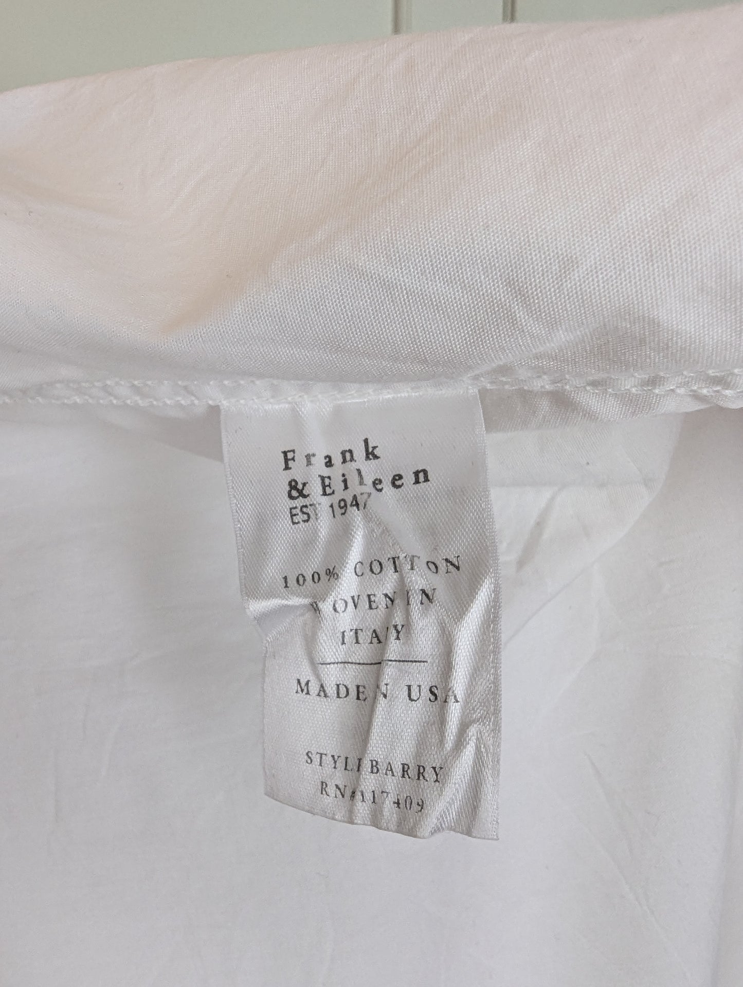 Frank & Eileen Size: S