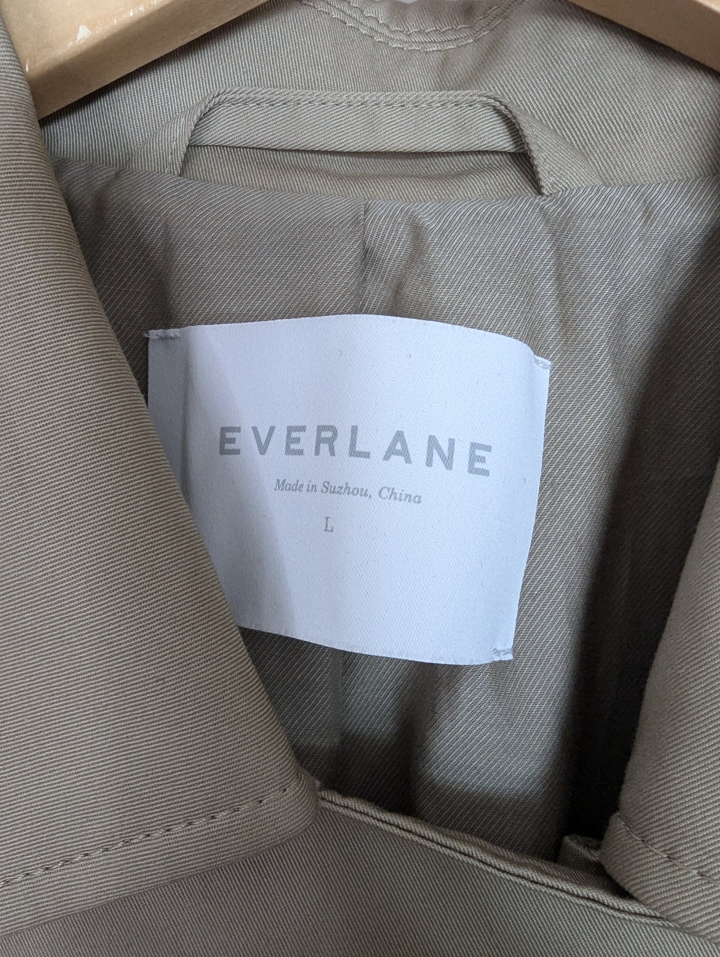 Everlane Trench Coat  Size: L