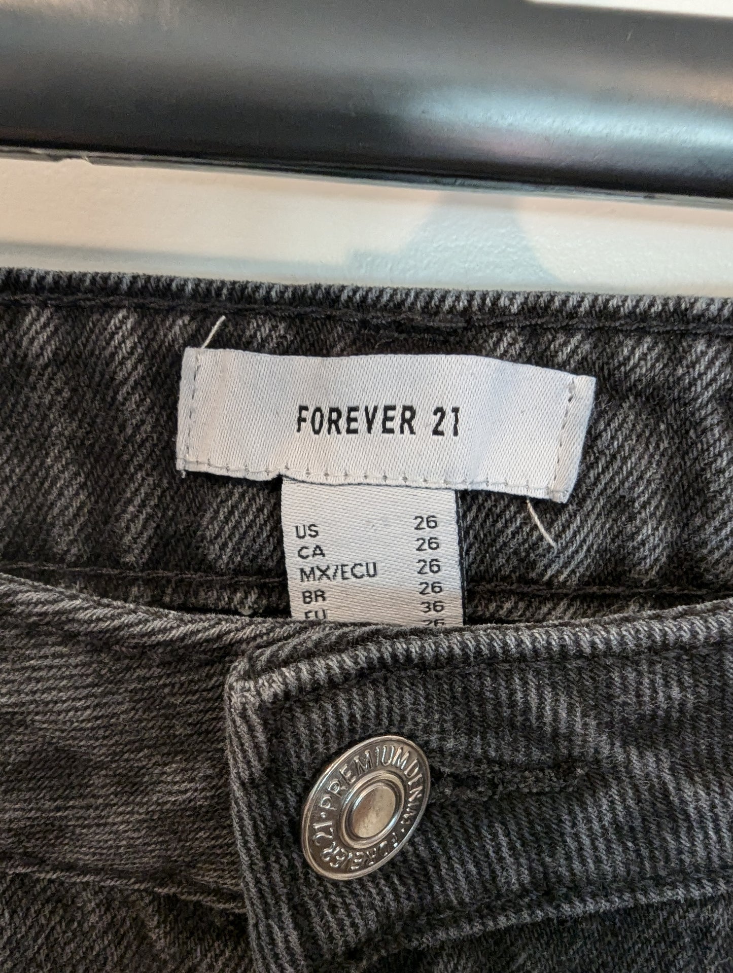 Forever 21 Hi Waist Wide Leg Jeans Size: 26