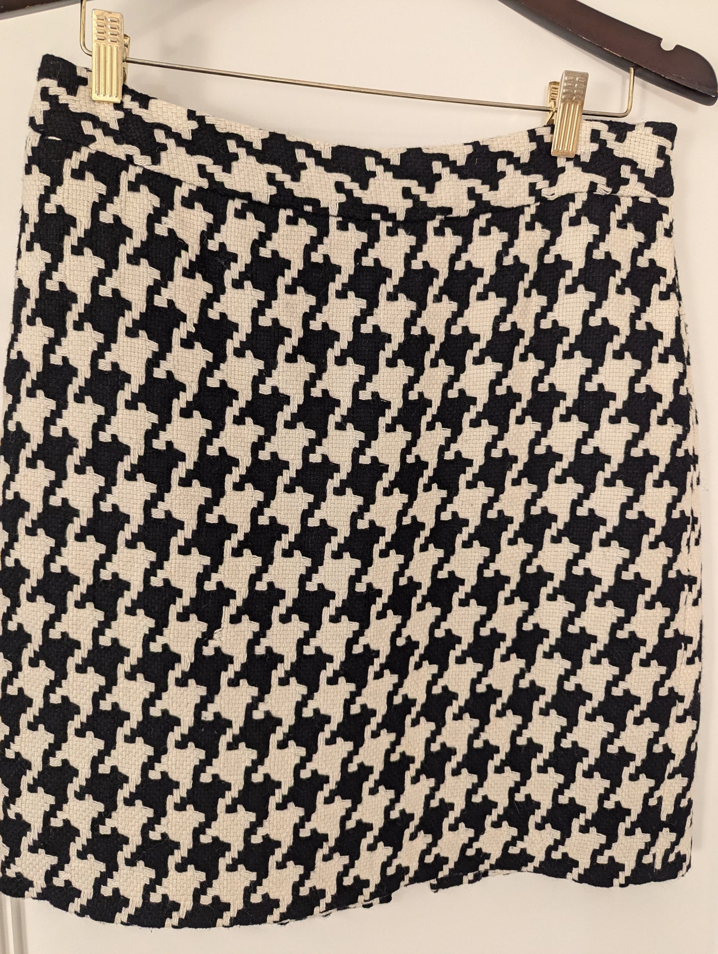 WHBM Skirt Size: 6