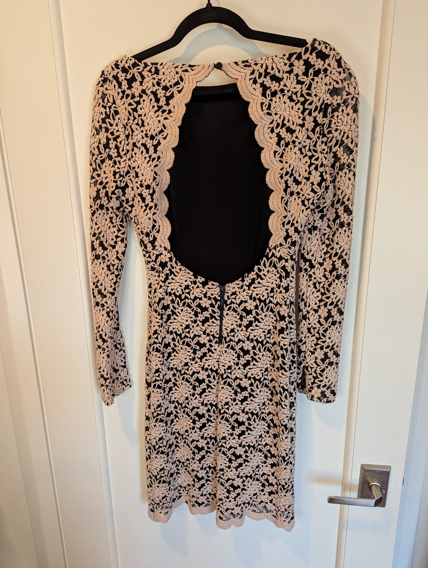 Alice & Olivia Dress Size: 8