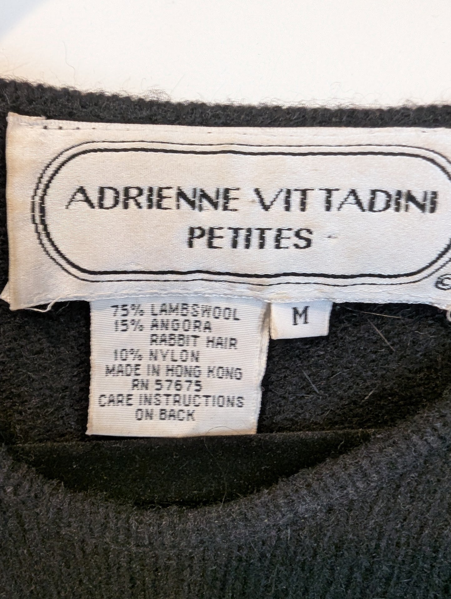 VINTAGE Adrienne Vittadini Sweater Size: PM