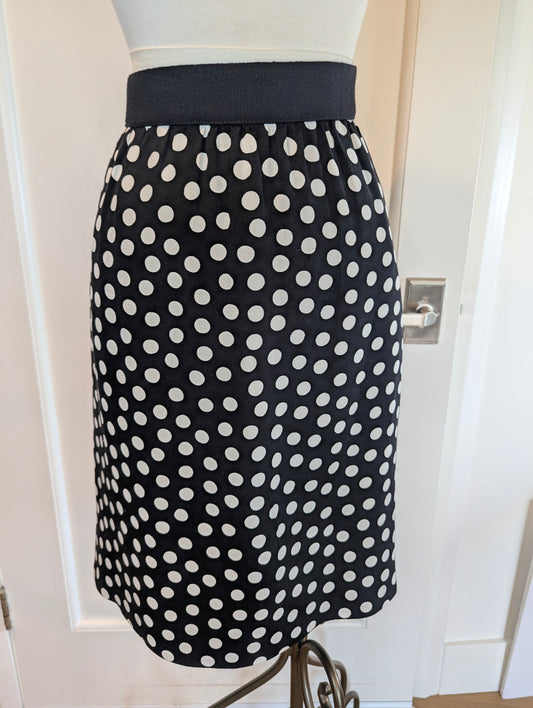 Akris Punto Polka Dot Skirt  Size: 12/44
