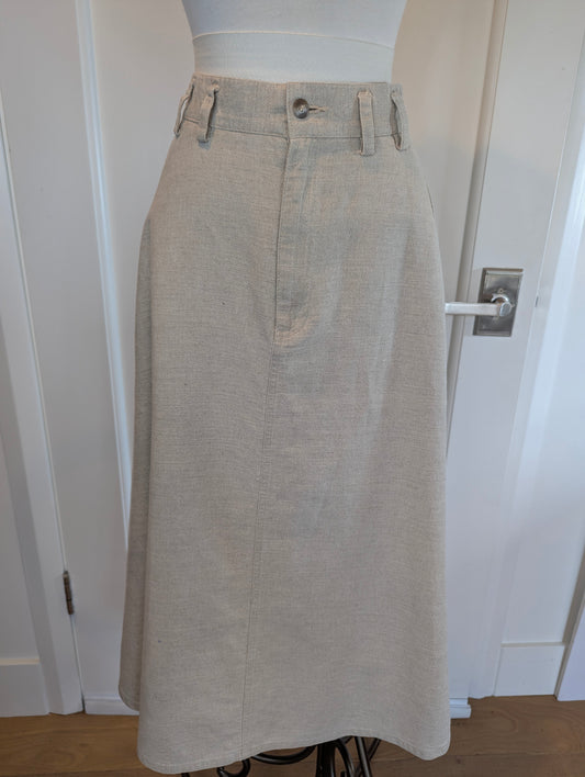 Liz Wear A-Line Midi Skirt  Size: 10