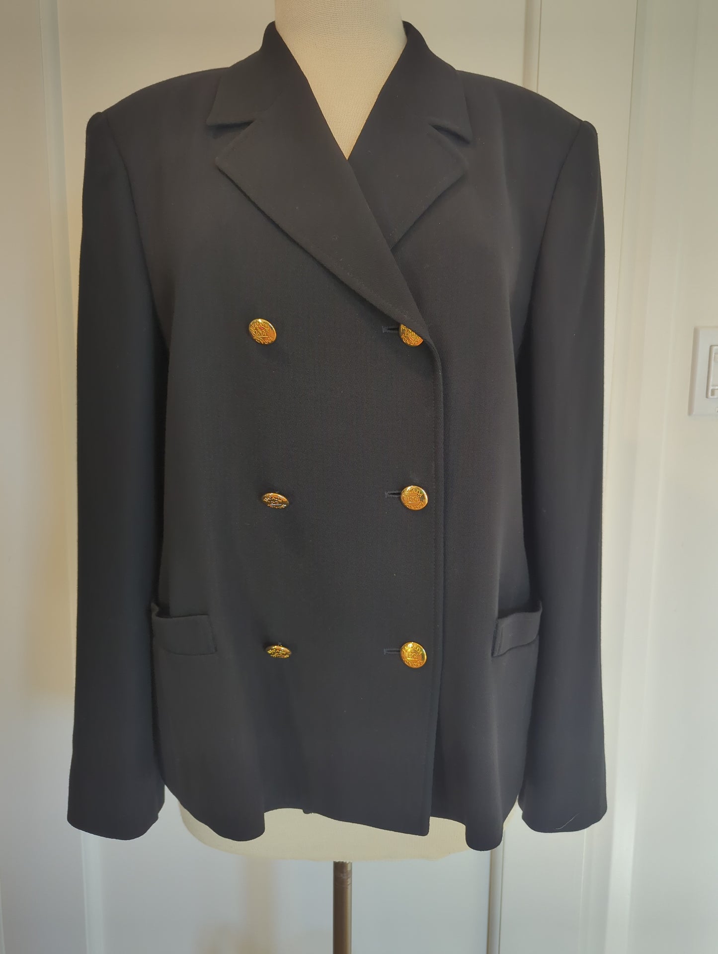 Escada Blazer Size: 40/10