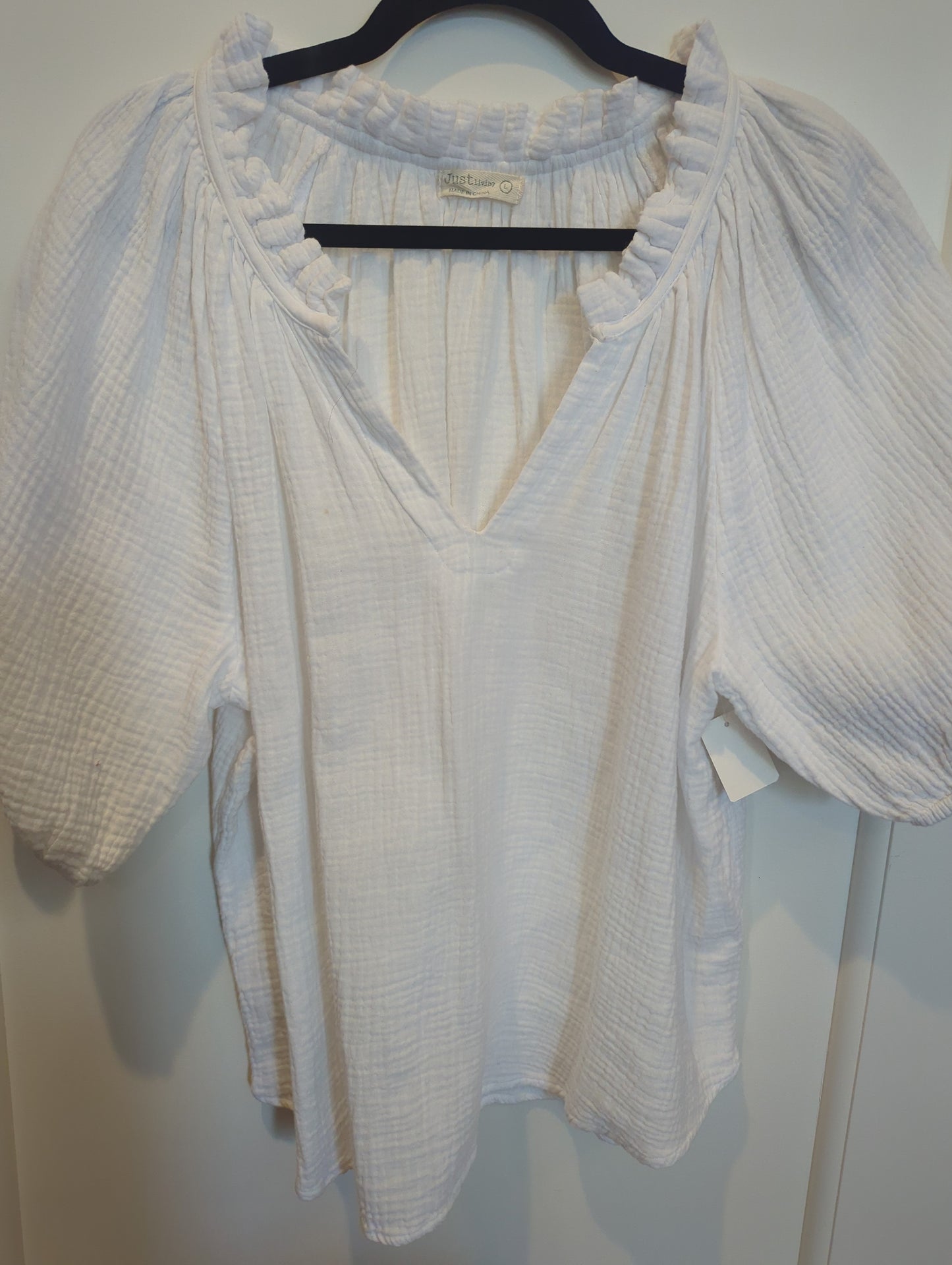 Just Living Gauze Top  Size: L
