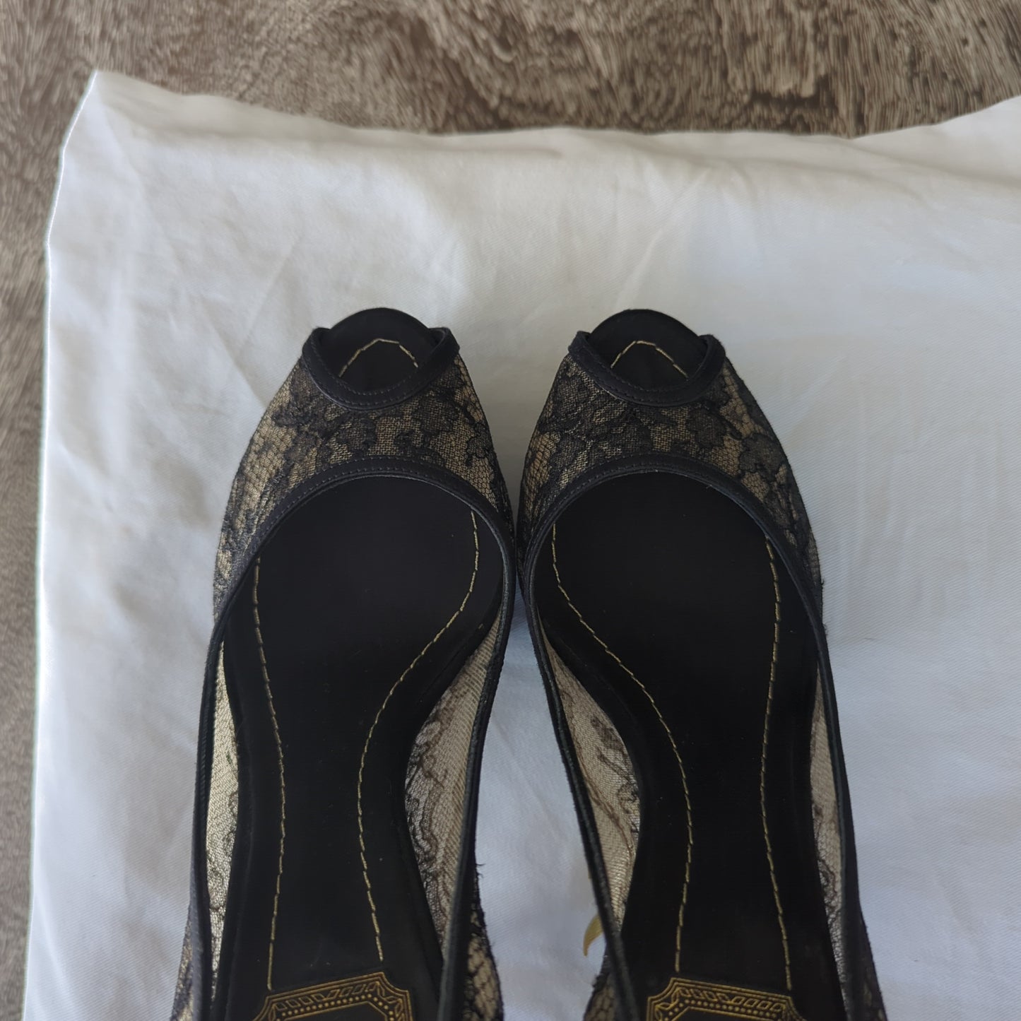 Christian Dior Lace PLatform Peep Toe Pumps   Size: 37.5/7