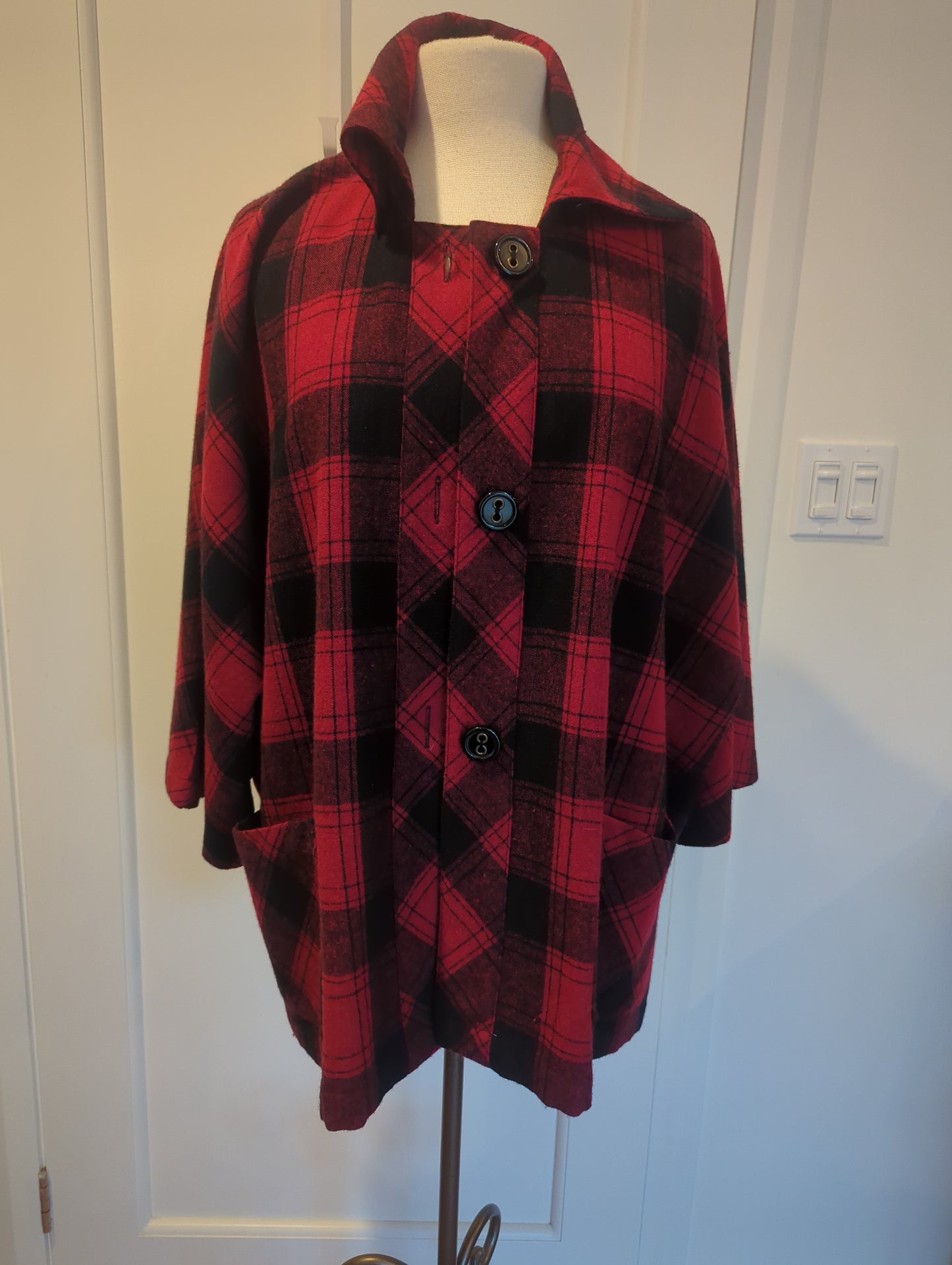 Coldwater Creek Plaid Coat. Size: XL